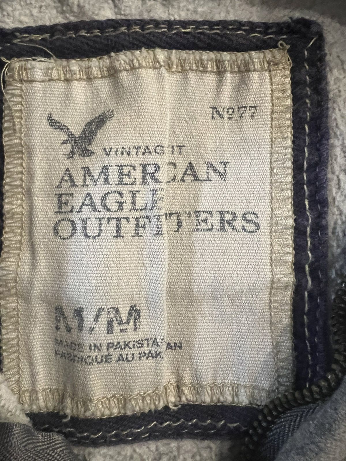 American Eagle Outfitters Vintage American Eagle Outfitters Grey Sweatshirt Medium Size US M / EU 48-50 / 2 - 5 Thumbnail