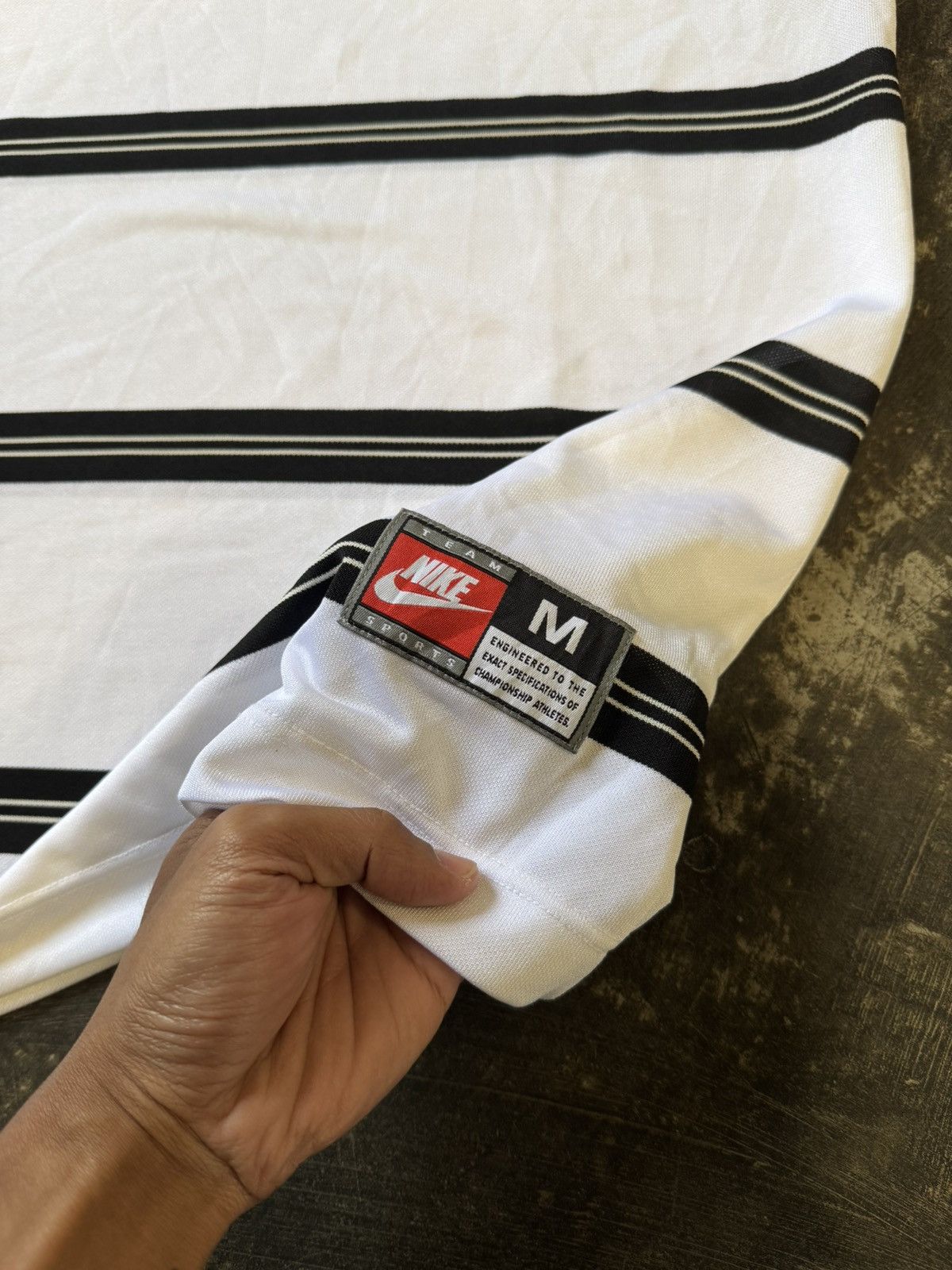 Nike VINTAGE 90’S JERSEY PUMAS UNAM STRIPED BY NIKE SHIRT Size US M / EU 48-50 / 2 - 3 Thumbnail