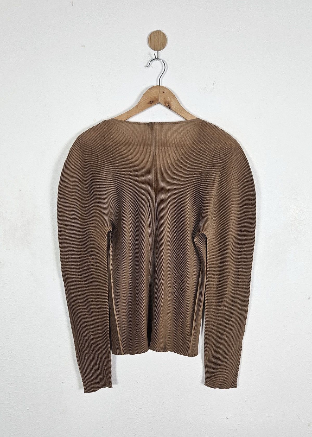 Pleats Please Issey Miyake Pleats Please Issey Miyake pleated cardigan Size S / US 4 / IT 40 - 2 Thumbnail