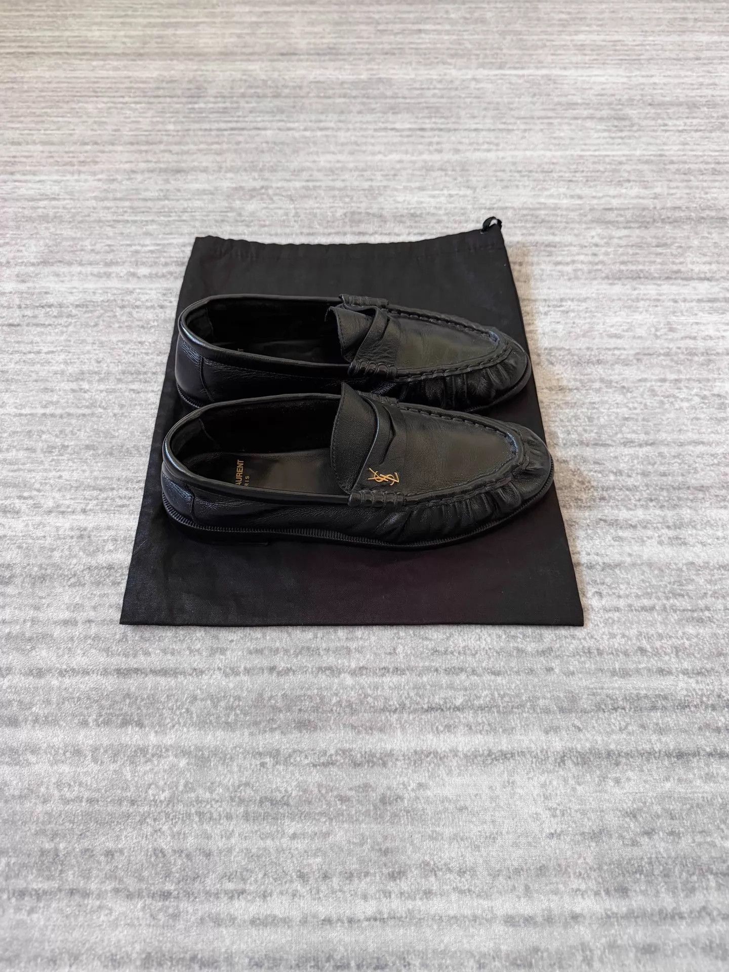 Yves Saint Laurent YSL Women's Eel Skin Pleated Loafer Size US 6.5 / IT 36.5 - 2 Thumbnail