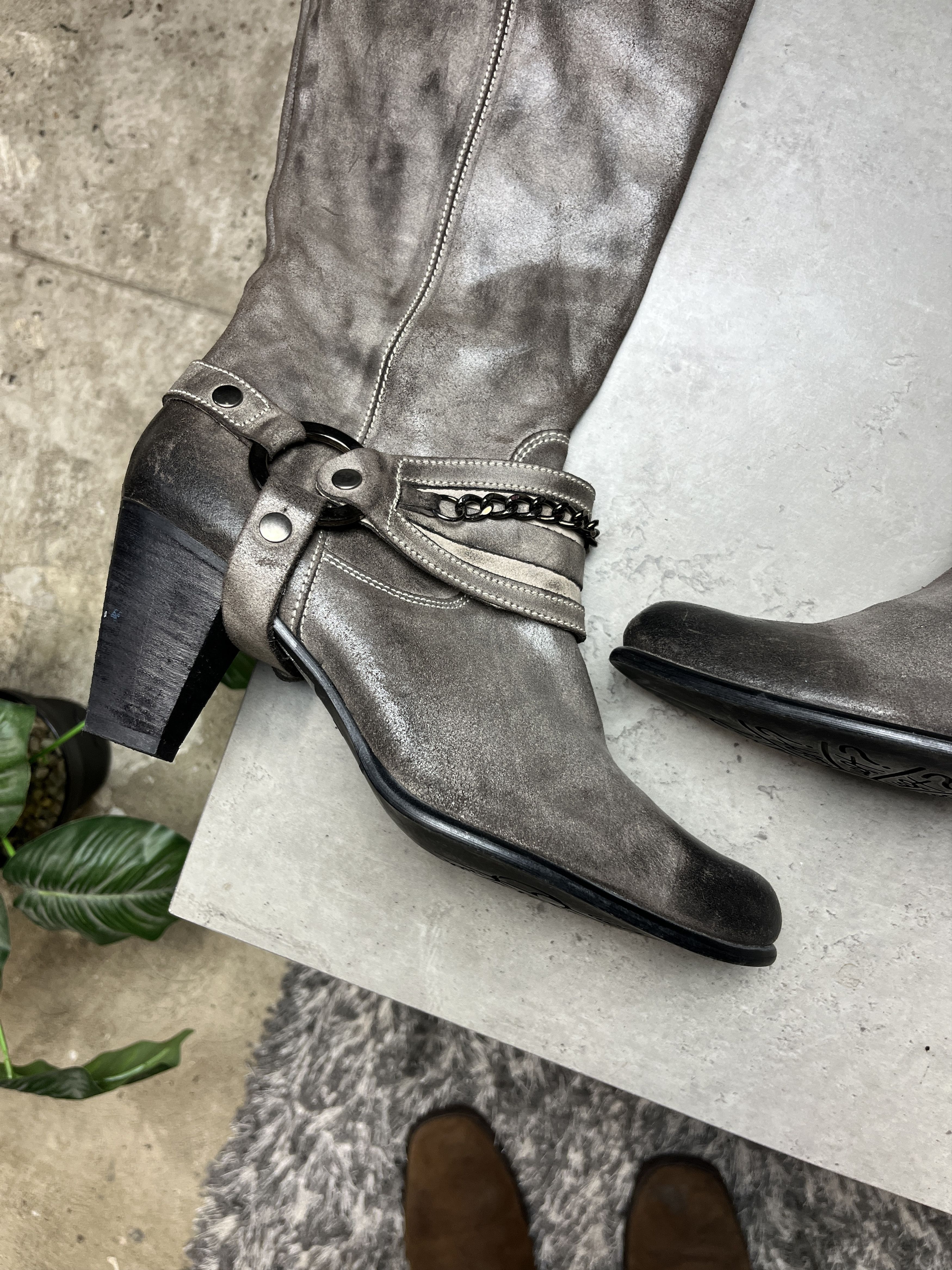 Quest 2000s QUEST? FACTORY DISTRESSED HARNESS MOTO BOOTS - 5127 Size US 9 / IT 39 - 4 Thumbnail
