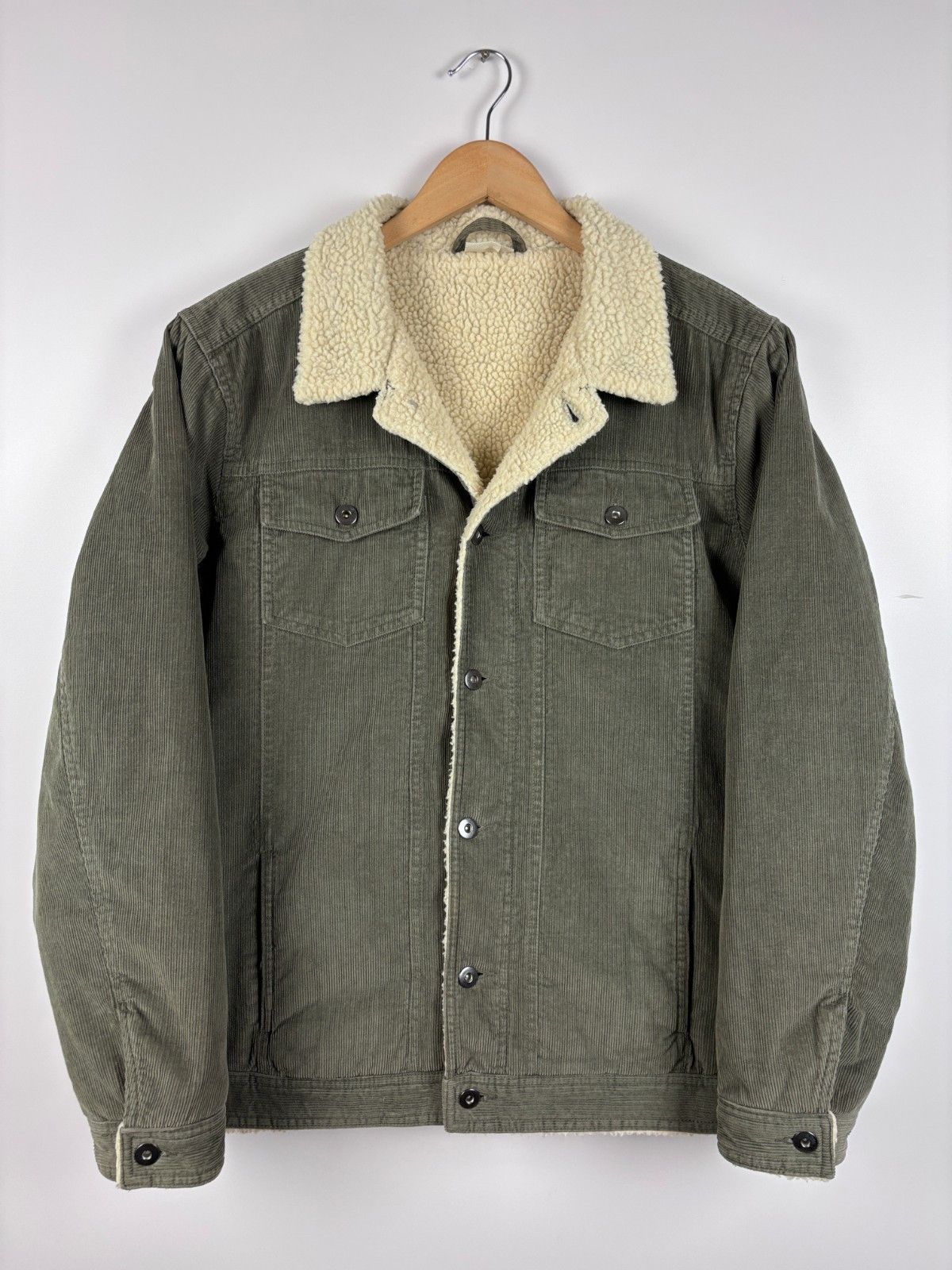 Cotton Traders Mens Cotton Traders Corduroy Sherpa Jacket Green Size XL Size US XL / EU 56 / 4 - 1 Thumbnail
