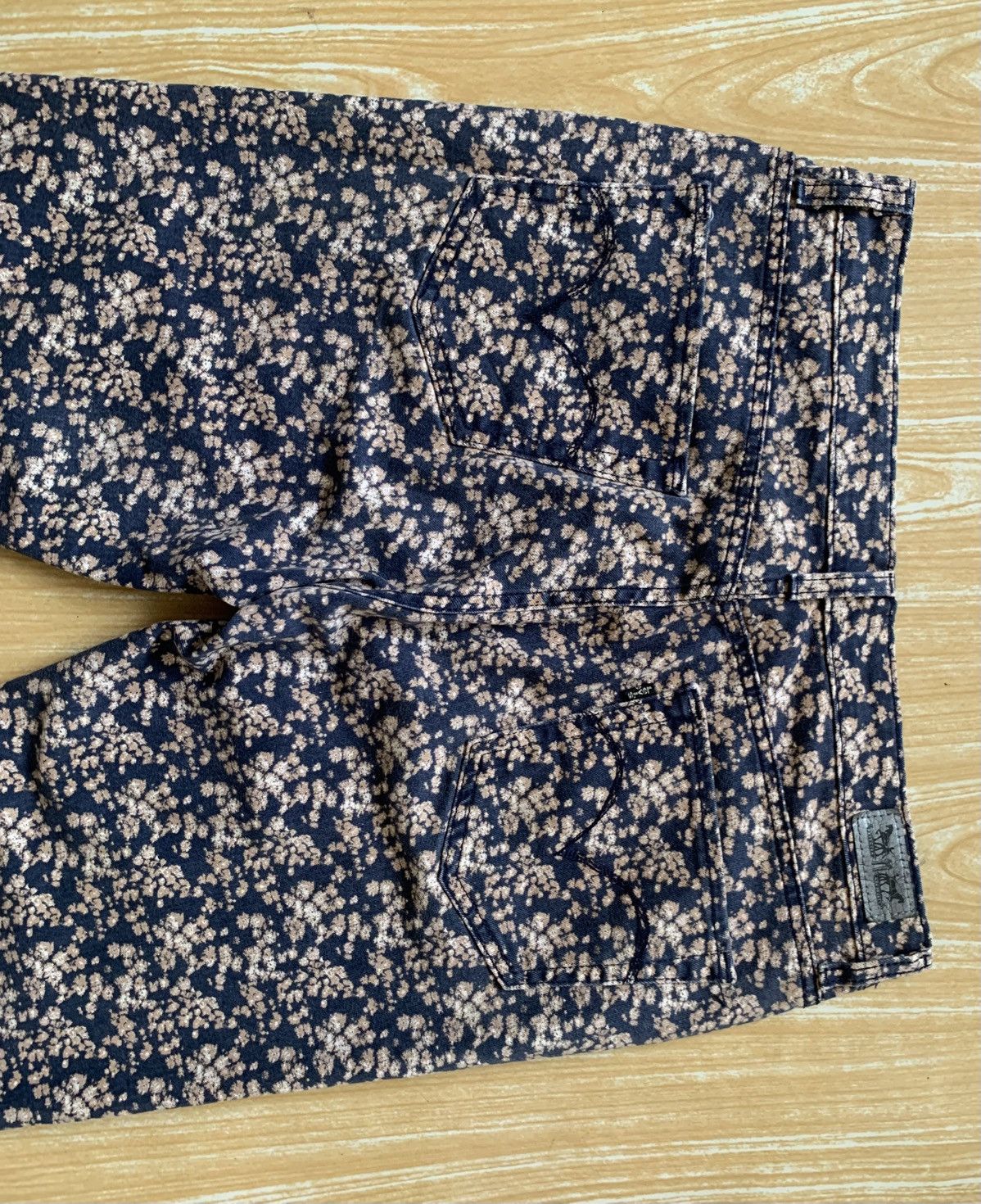 Levi's Levi’s Floral Fullprint Unisex Jeans Pants Size US 34 / EU 50 - 12 Thumbnail