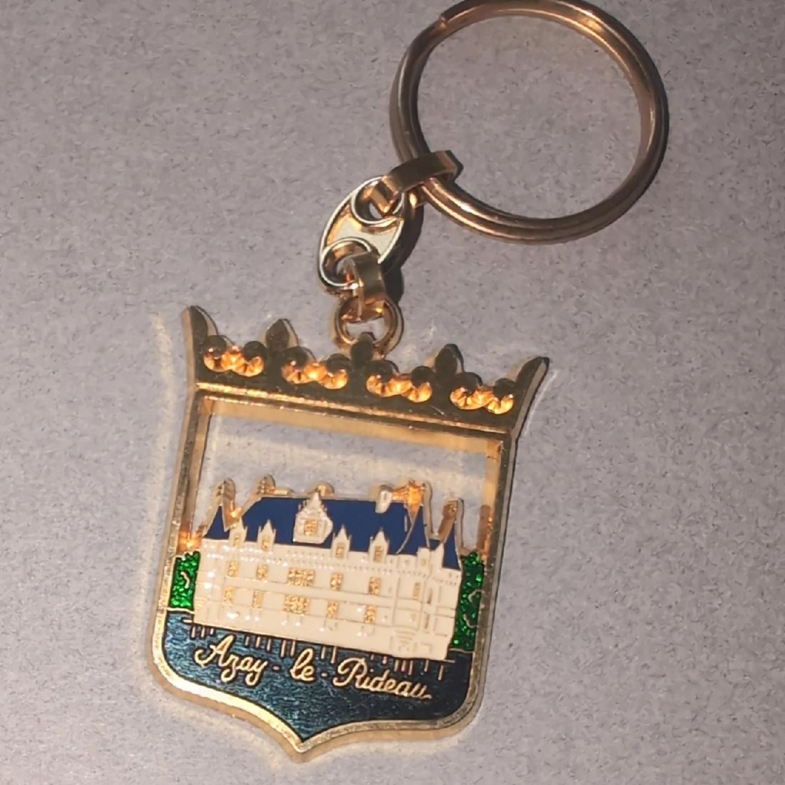 Other Gold Tone and Blue Keychain w/ Castle Design Azay-le-rideau Size ONE SIZE - 1 Thumbnail