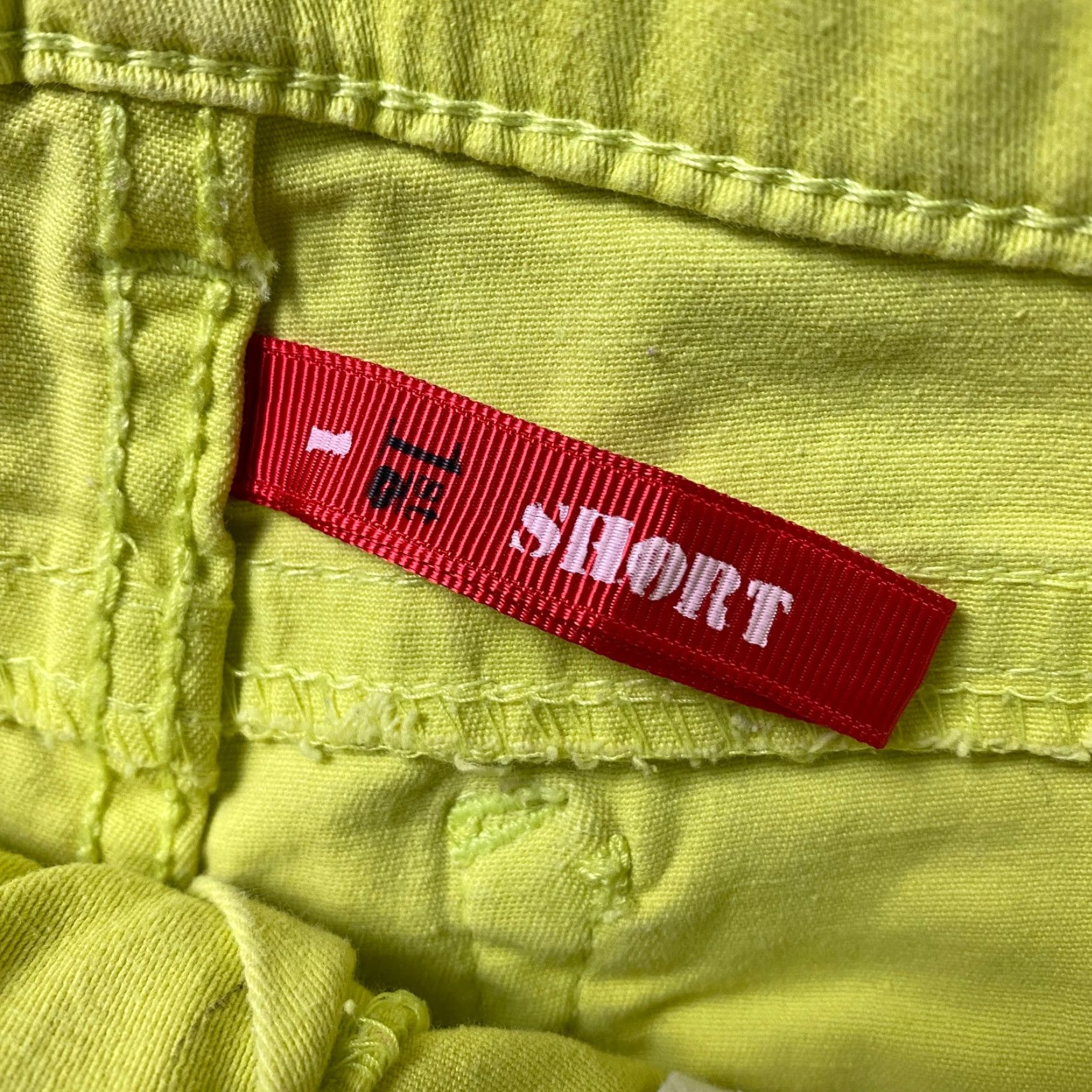 Denime VINTAGE 1st Kiss Neon Yellow Denim Shorts 25 Low Rise 2” Inseam Booty Cut-Off Hipster Women Size 42" / US 20 - 4 Thumbnail