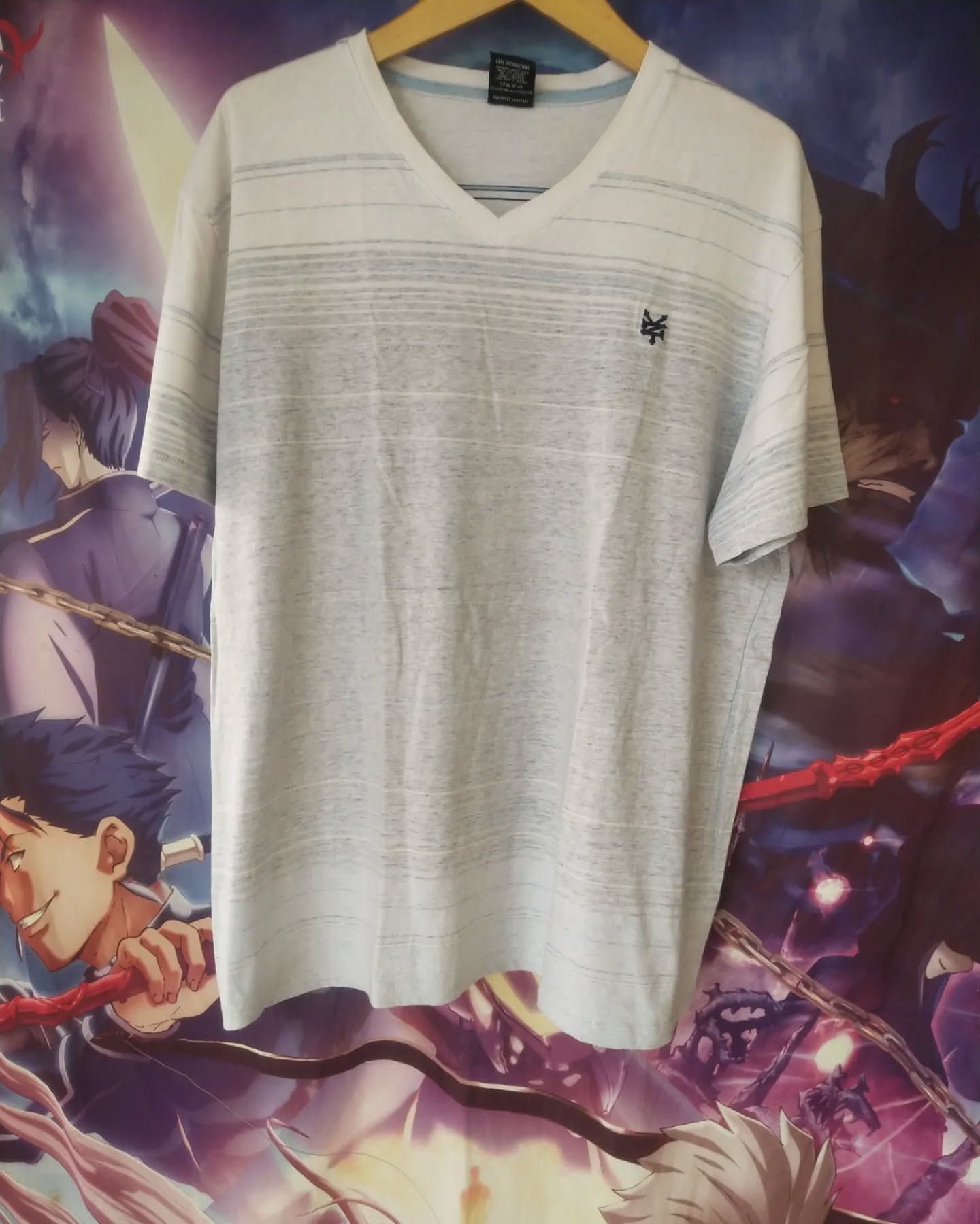 Zoo York Zoo York Gradient V-Neck Tees Size US XL / EU 56 / 4 - 1 Thumbnail