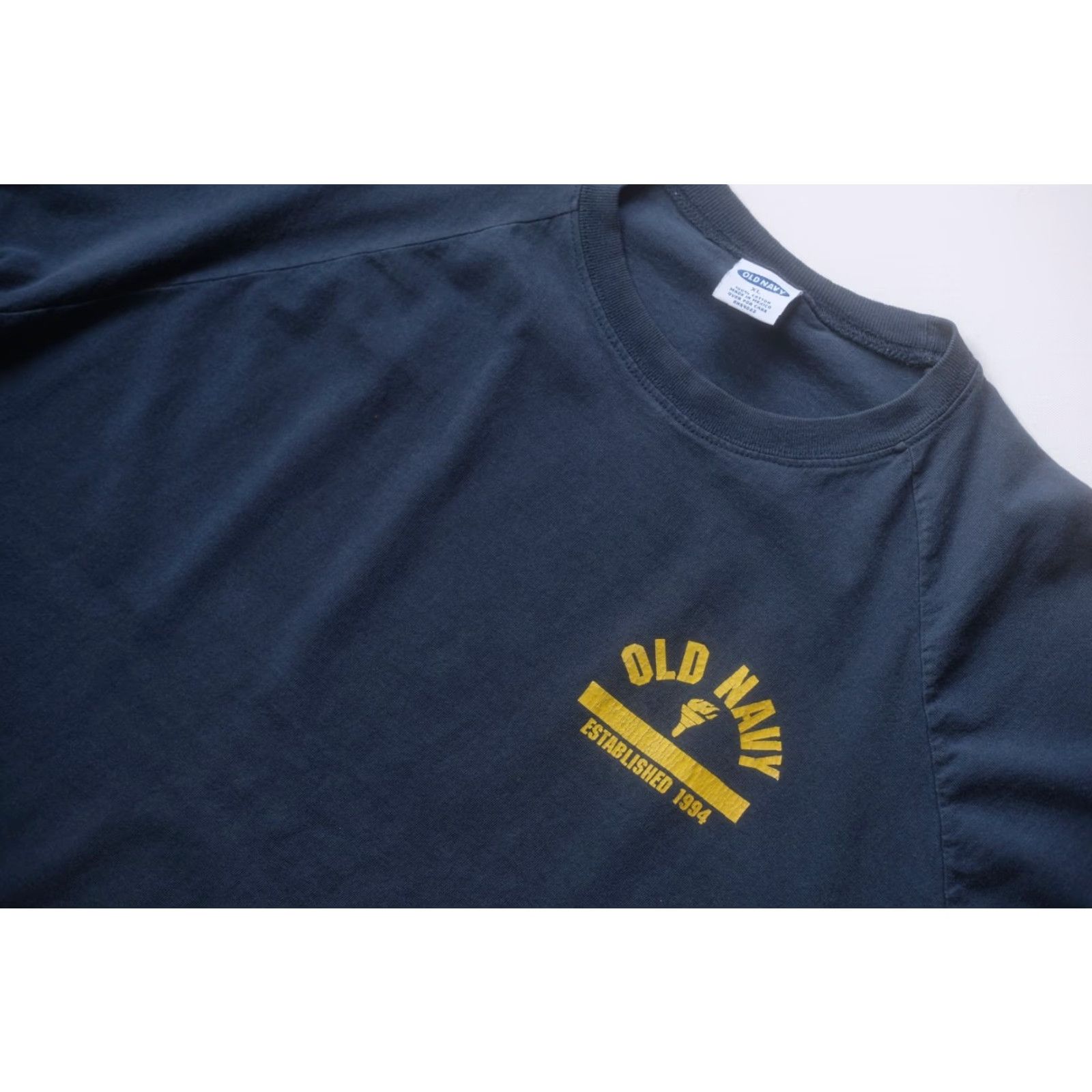 Old Navy VINTAGE Old Navy T-Shirt 90s EST 1994 BLUE Active Sport 100% COTTON XL Mens Short Sleeve Crew Neck Size US XL / EU 56 / 4 - 5 Thumbnail