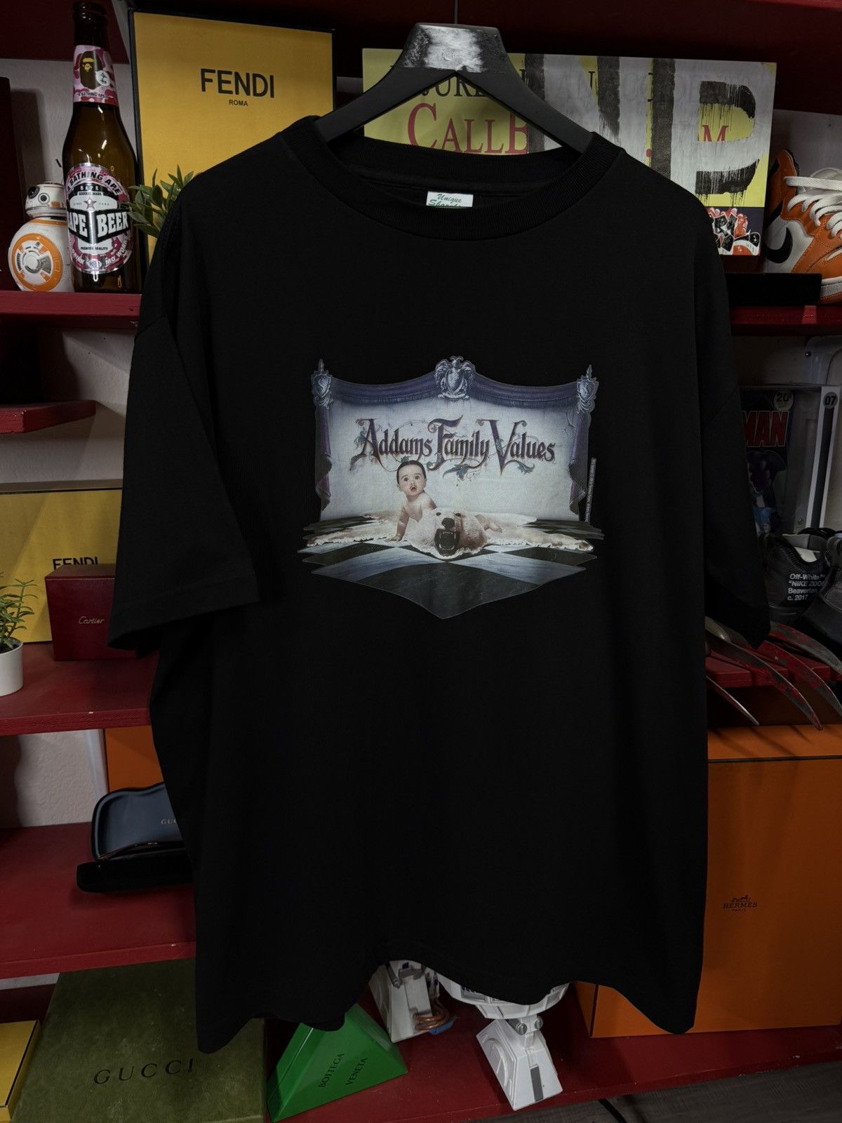 Vintage Vintage 90’s Addams Family T-Shirt Rare Movie Tee XLarge Size US XL / EU 56 / 4 - 4 Thumbnail