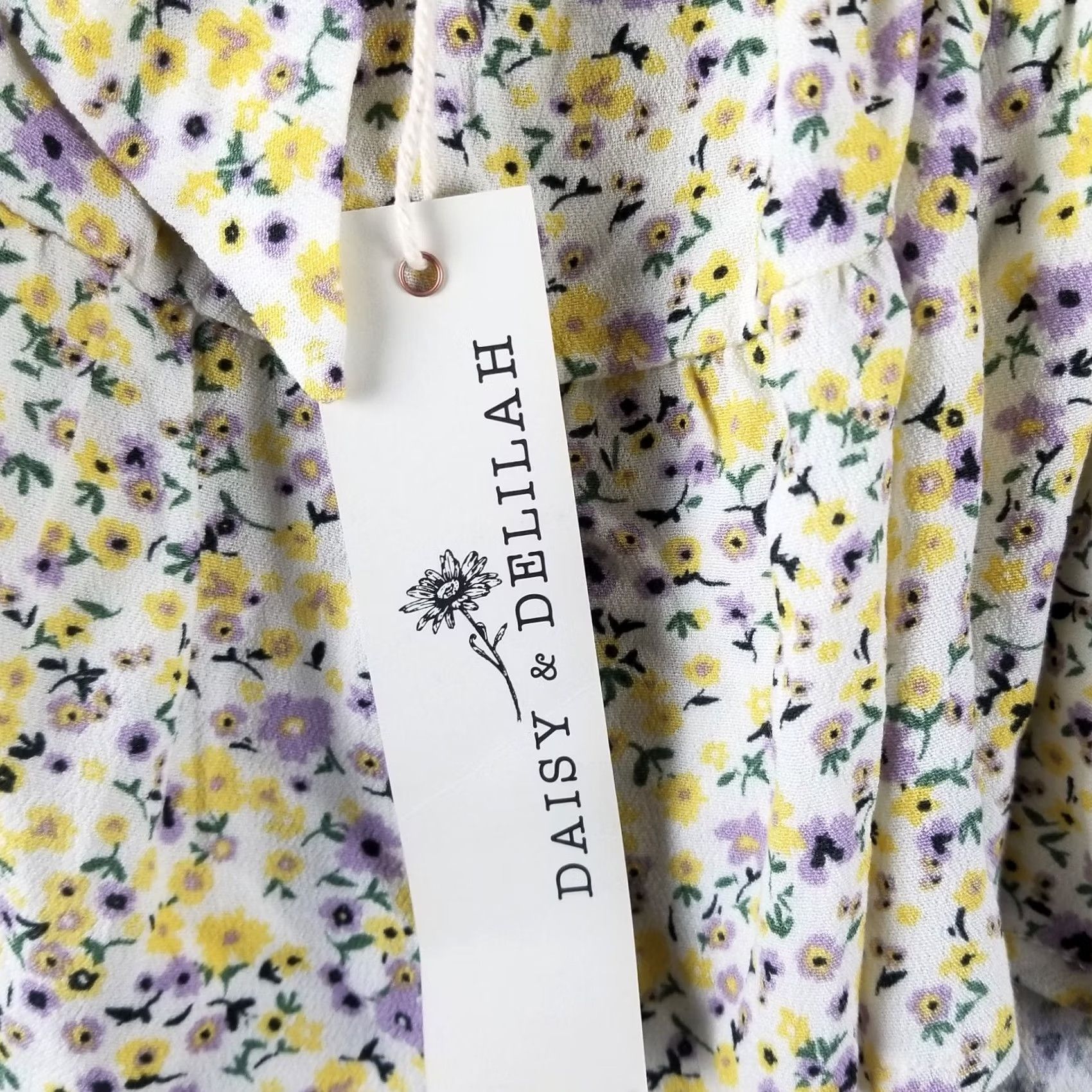 Vintage Daisy & Delilah Tank Top Women Medium Yellow Floral Print Sleeveless Tie NWT Top Daisy & Delilah Tank Womens M Yellow Floral Shirt? Size M / US 6-8 / IT 42-44 - 3 Thumbnail