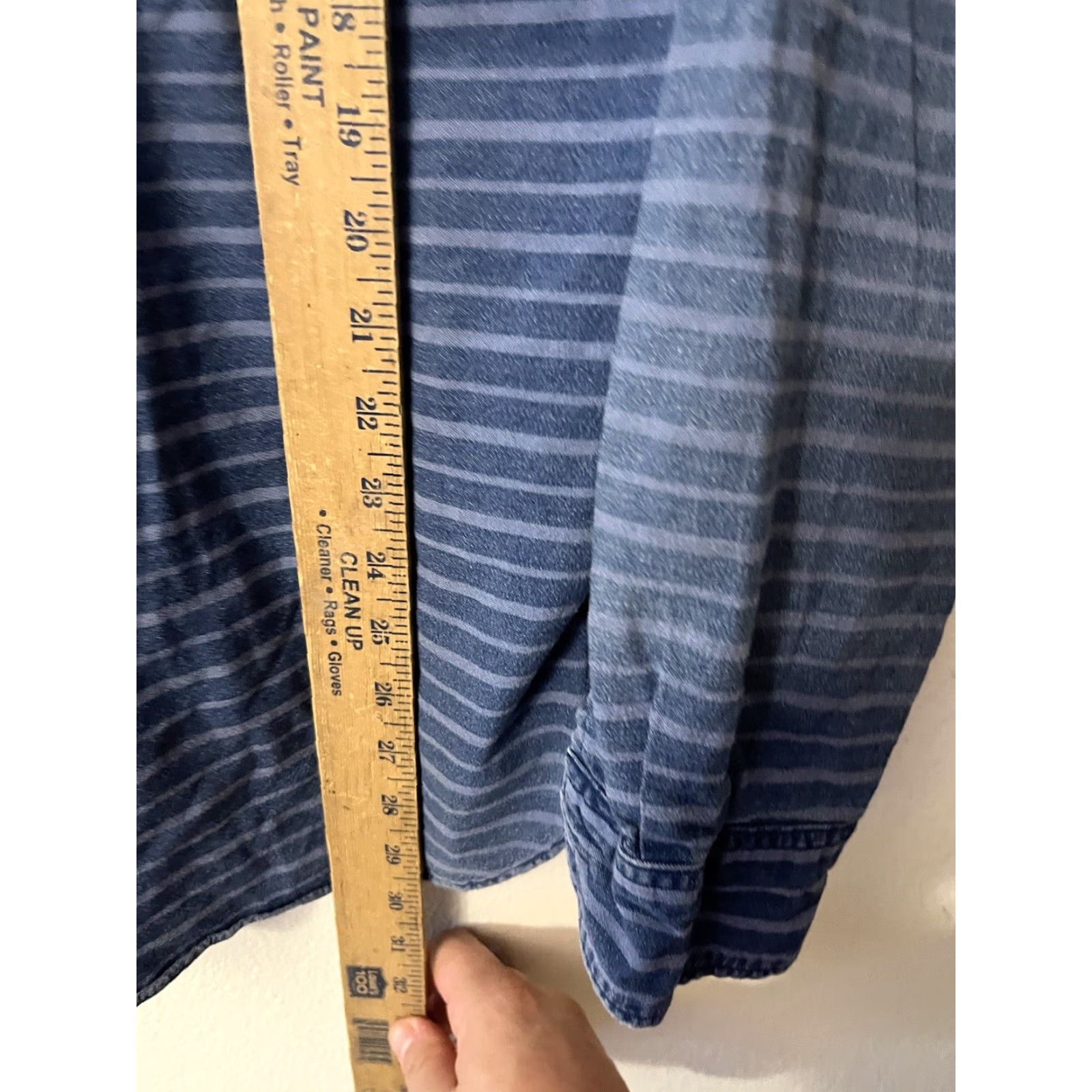 Gap Gap Button-Down Long Sleeve Shirt Blue Striped Medium Mens Cotton Blend Size US M / EU 48-50 / 2 - 4 Thumbnail