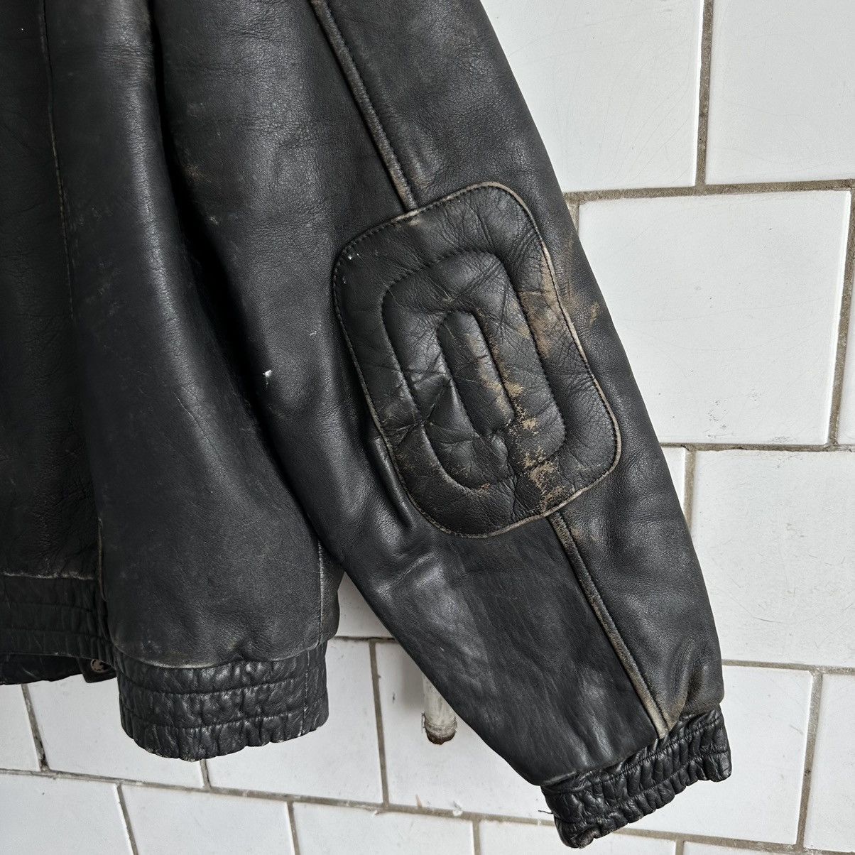 Vintage Vintage Moto Leather Jacket Style USA 90s Y2K Size US L / EU 52-54 / 3 - 9 Thumbnail
