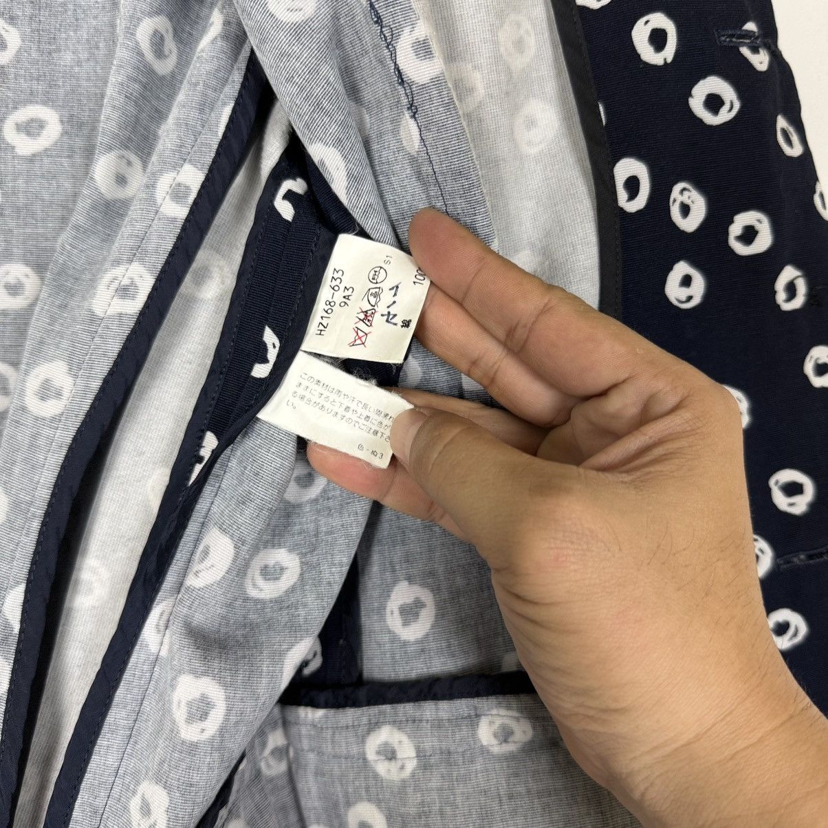 Yves Saint Laurent Yves Saint Laurent Polkadot Coat Size 36R - 9 Thumbnail