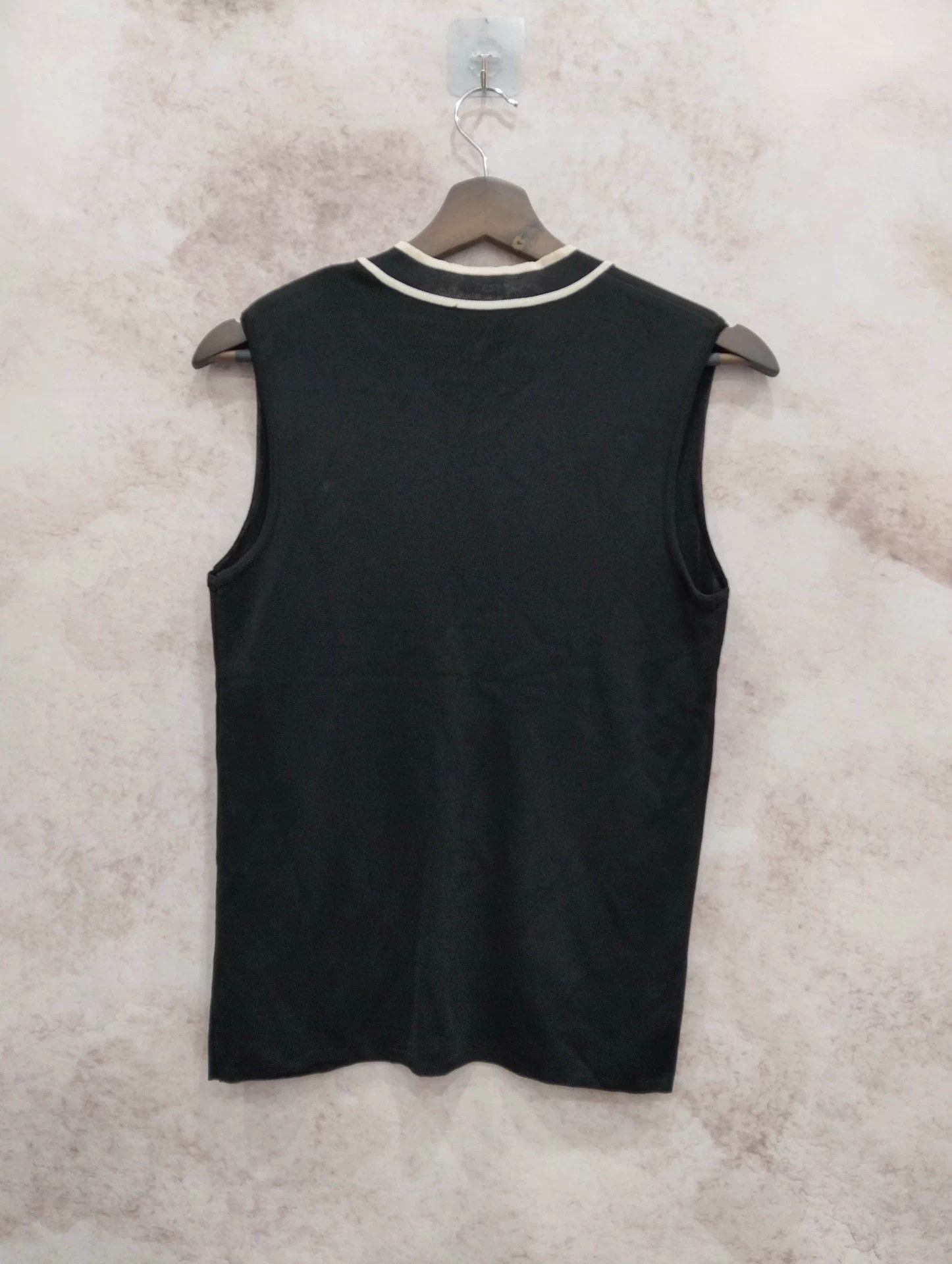 Chanel Chanel ice silk knit cardigan vest 2pc 34 Size XS / US 0-2 / IT 36-38 - 4 Thumbnail