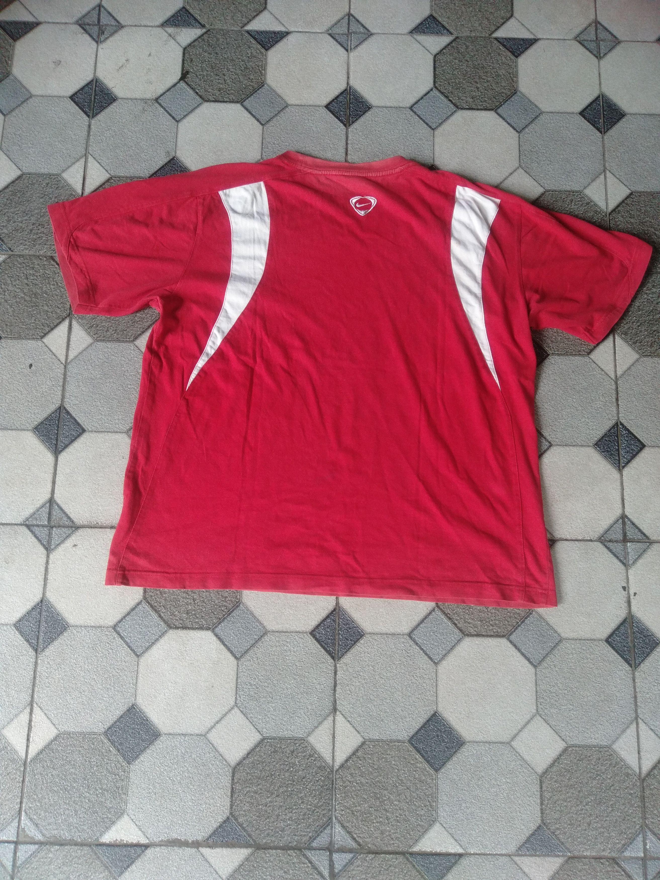 Nike Vintage Nike Team Tiempo Swoosh Tee Jersey Y2K Size US L / EU 52-54 / 3 - 2 Thumbnail