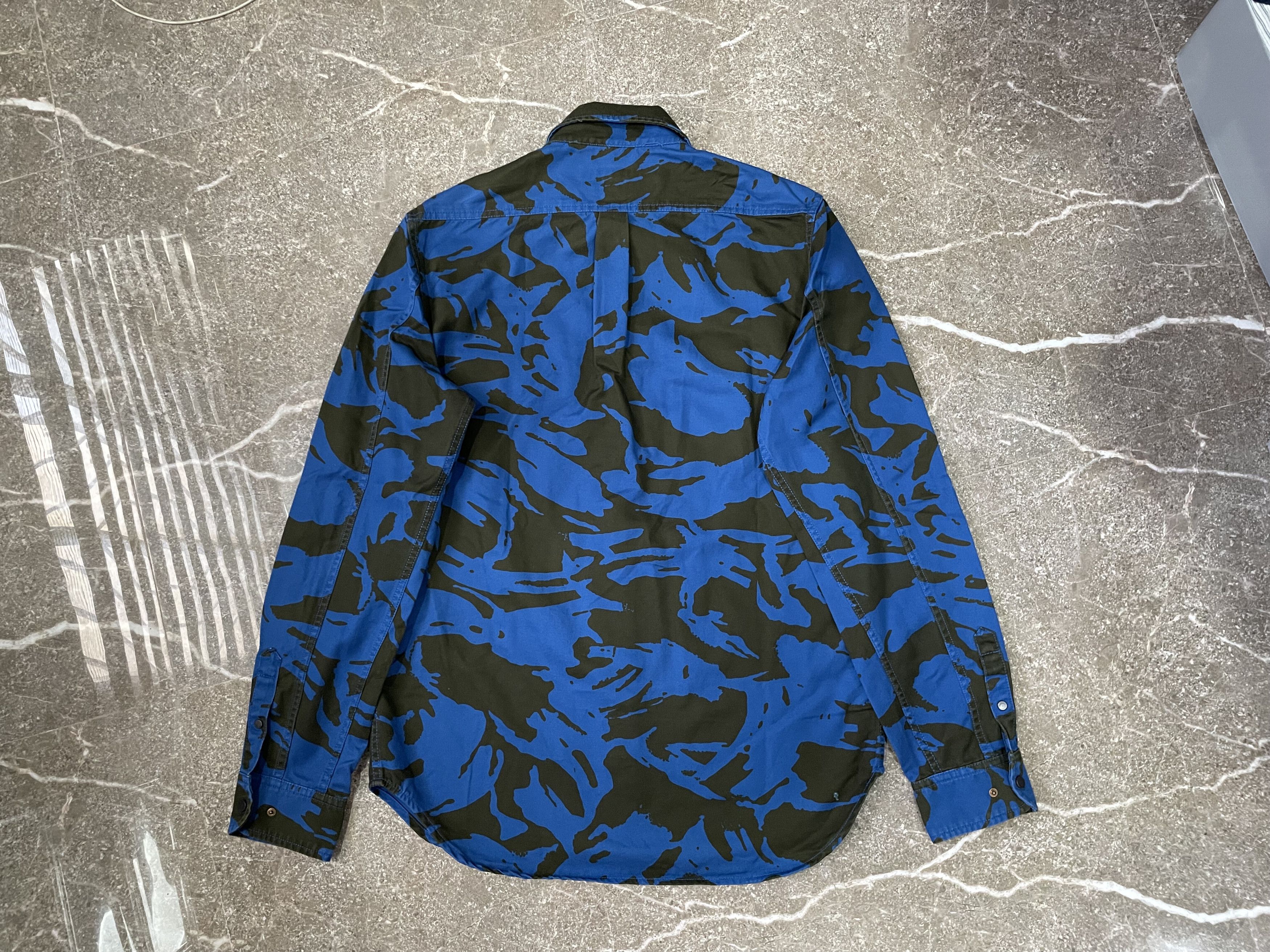 Marc by Marc Jacobs Marc By Marc Jacobs Camo Button Up Size US M / EU 48-50 / 2 - 7 Thumbnail
