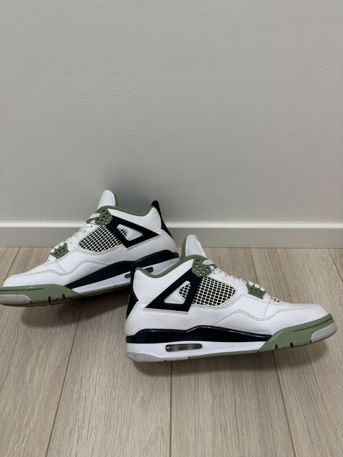 Jordan Brand Jordan 4 Seafoam Size US 11 / EU 44 - 3 Thumbnail