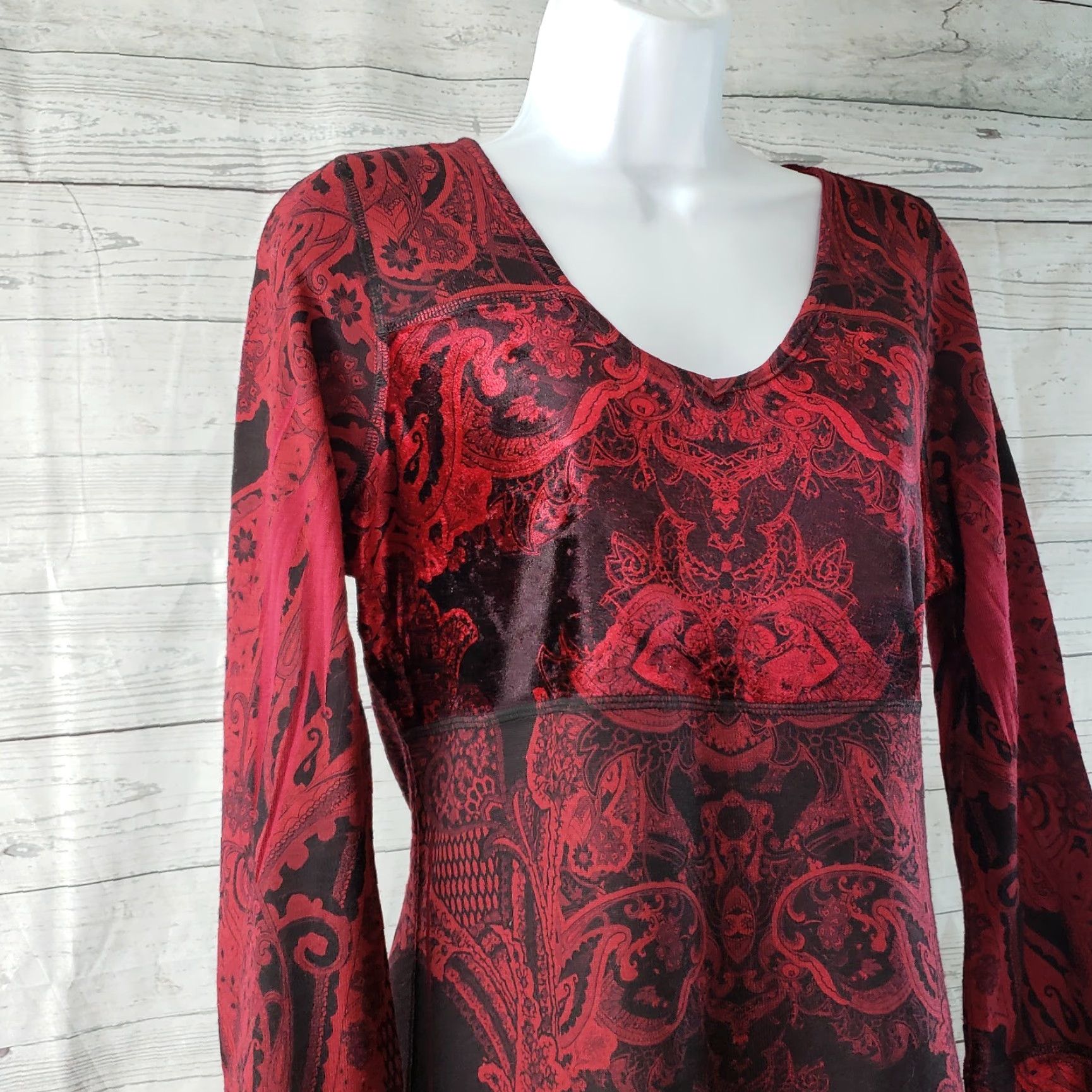 Vintage Unity World Wear Womens Top Shirt XS Red Long Sleeve Scoop Neck Size S / US 4 / IT 40 - 2 Thumbnail