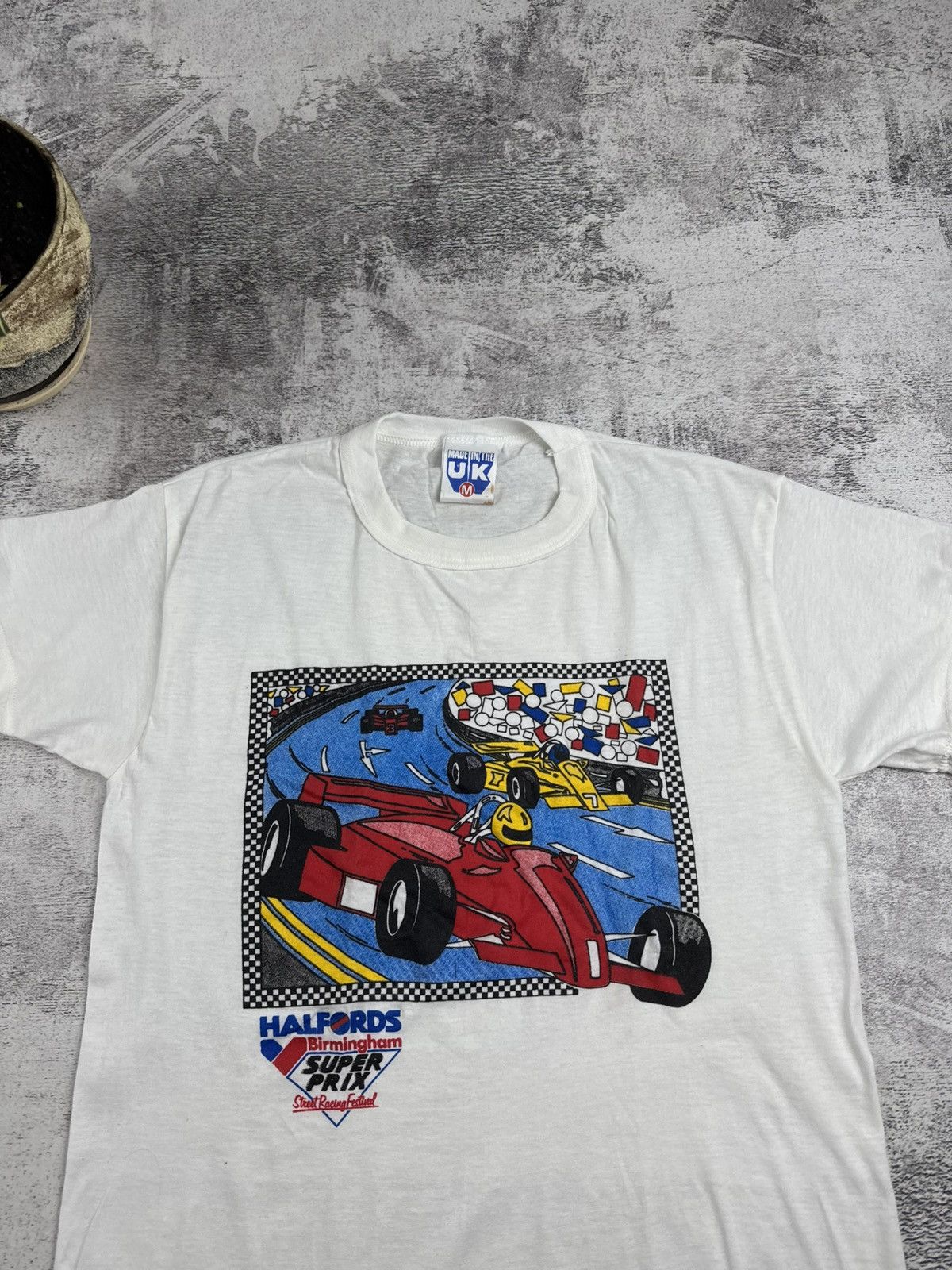 Vintage Vintage Halfords Birmingham Super Prix Caliber 80s Racing Formula 1 T Shirt Tee Size US S / EU 44-46 / 1 - 5 Thumbnail