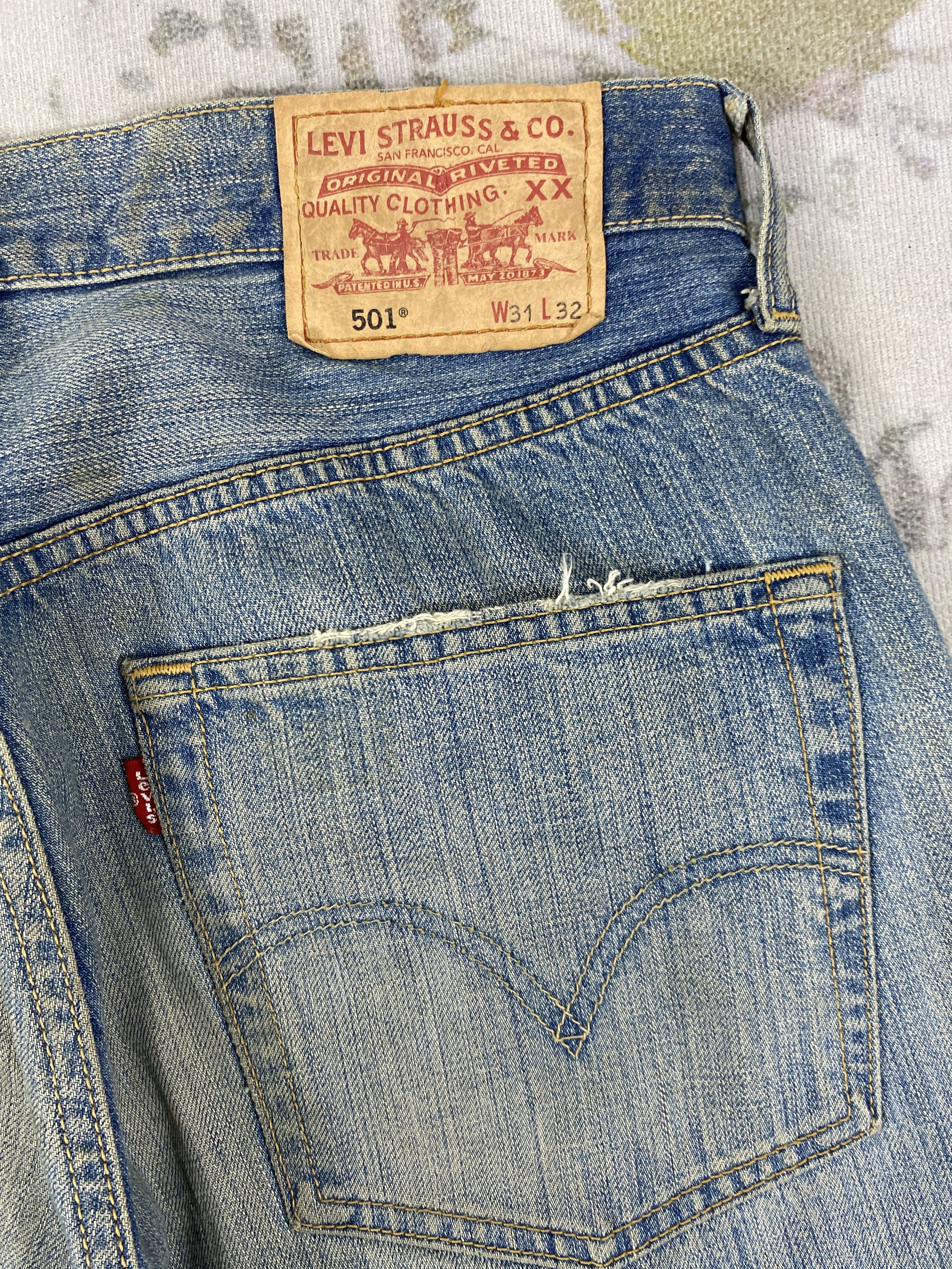 Levi's Distressed Blue Vintage Levi's 501 Jeans 32x31 Denim JN3482 Size US 32 / EU 48 - 12 Thumbnail