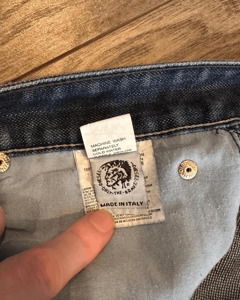 Diesel × Vintage Diesel Regular Fit Men's Blue Denim Jeans - Size 32x32 Size US 32 / EU 48 - 6 Thumbnail