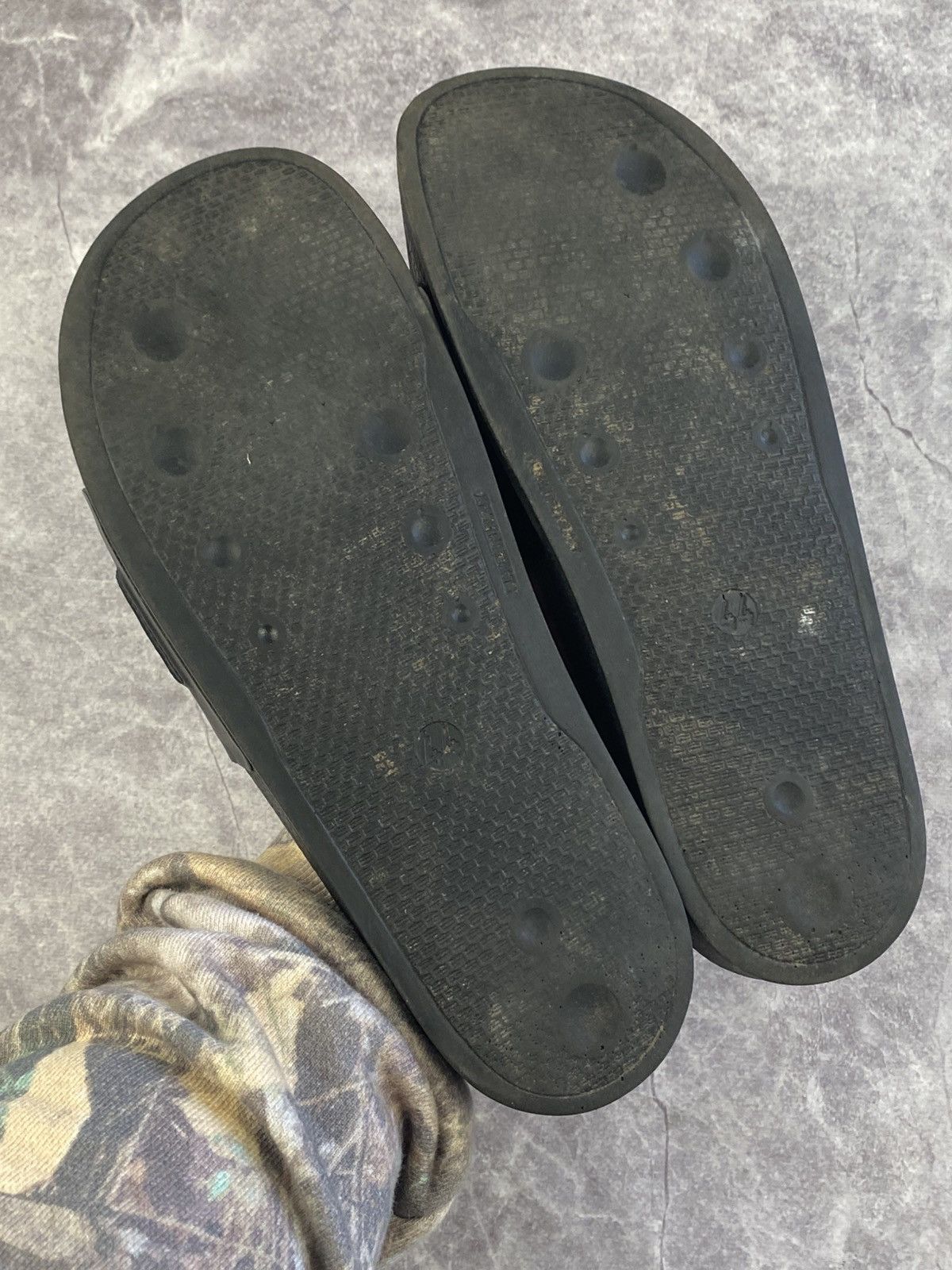 Off-White Off White Belted Stripes Slides Size: 44 Size US 11 / EU 44 - 8 Thumbnail