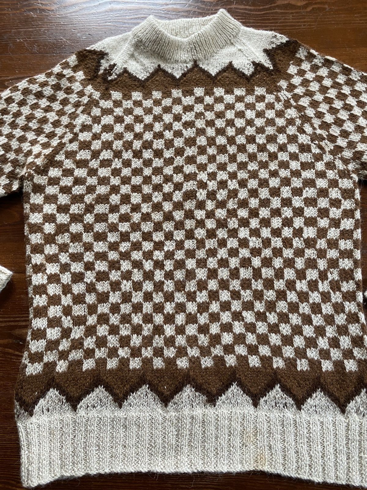 Vintage Vintage 60’s Fotrama Alpaca Wool Checkered Raglan Sweater Size US S / EU 44-46 / 1 - 3 Thumbnail
