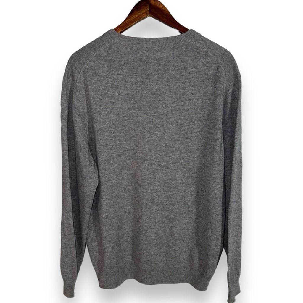 Tom James Tom James Gray V-Neck 100% Cashmere Sweater Size L Size US L / EU 52-54 / 3 - 6 Thumbnail