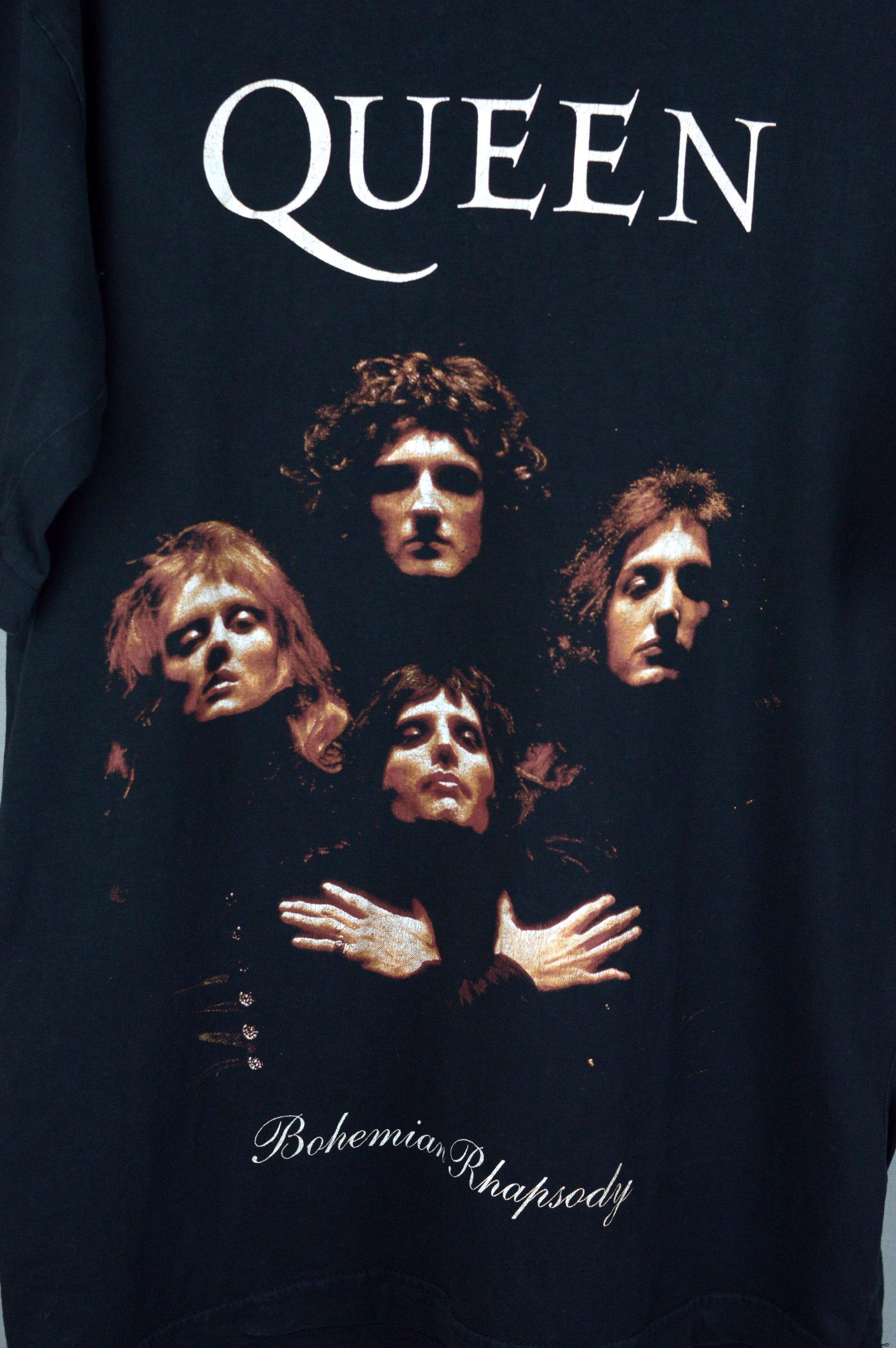 Vintage Vintage 90s Queen t shirt Size US M / EU 48-50 / 2 - 3 Thumbnail