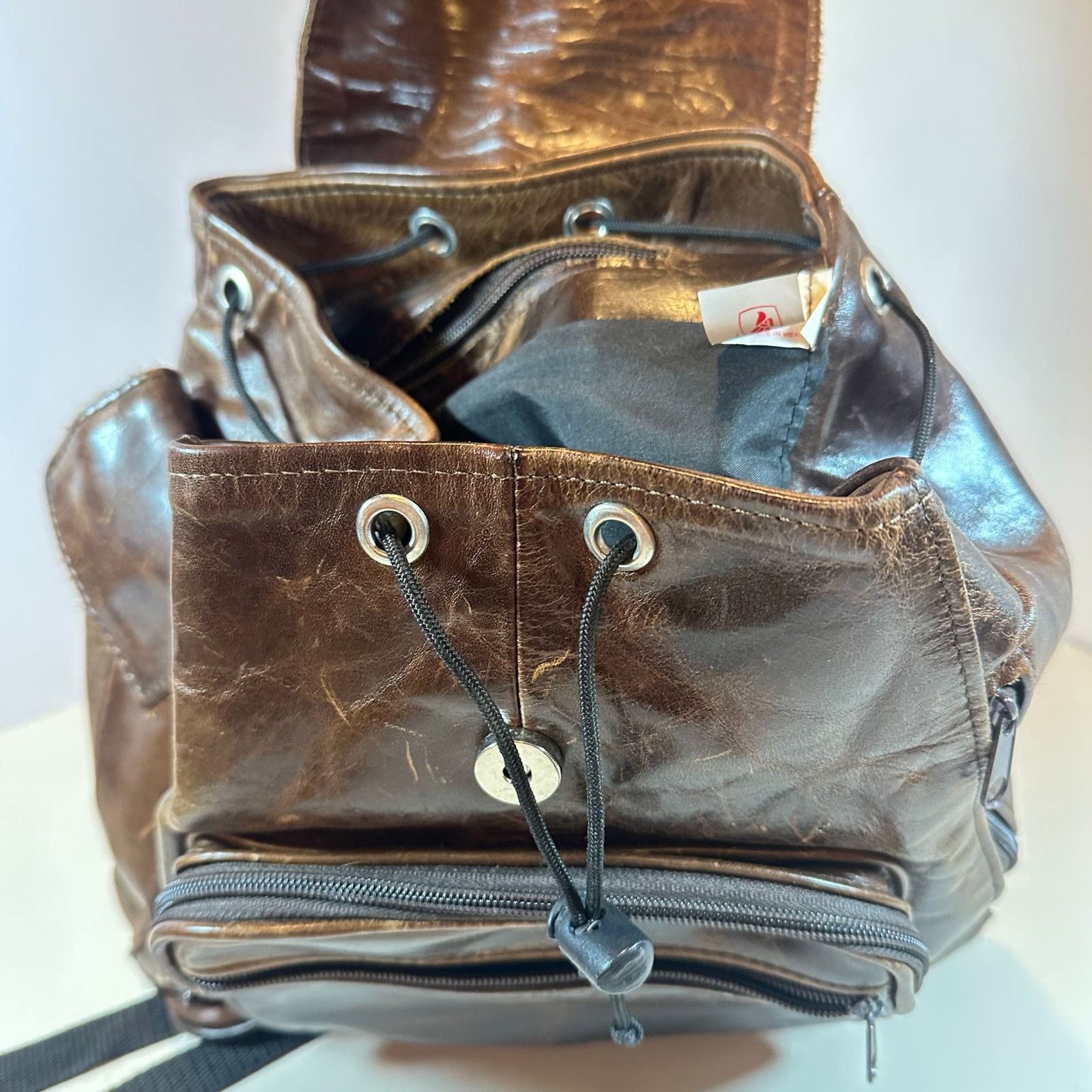 Other Brown Leather Backpack Satchel Zip Up Slingback Straps Size ONE SIZE - 8 Thumbnail