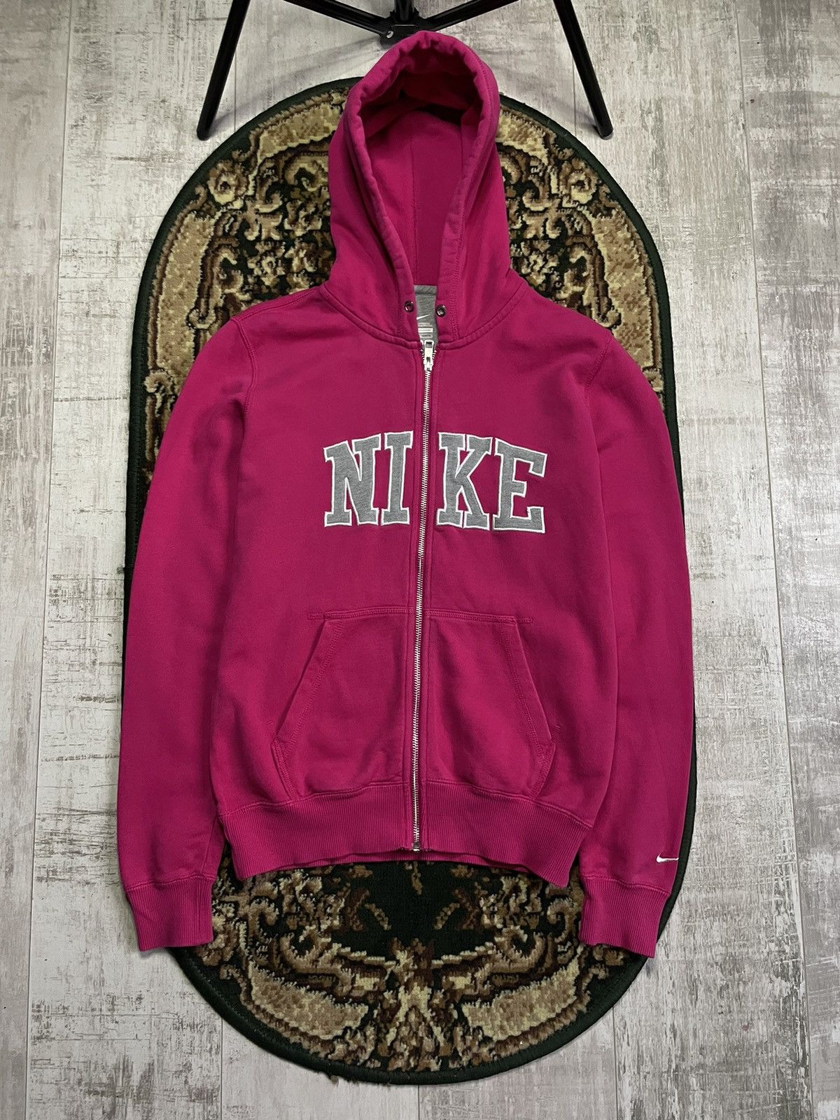 Nike Nike 00’s Vintage Zip Hoodie Y2K Pink Big Logo RARE Size M / US 6-8 / IT 42-44 - 1 Thumbnail