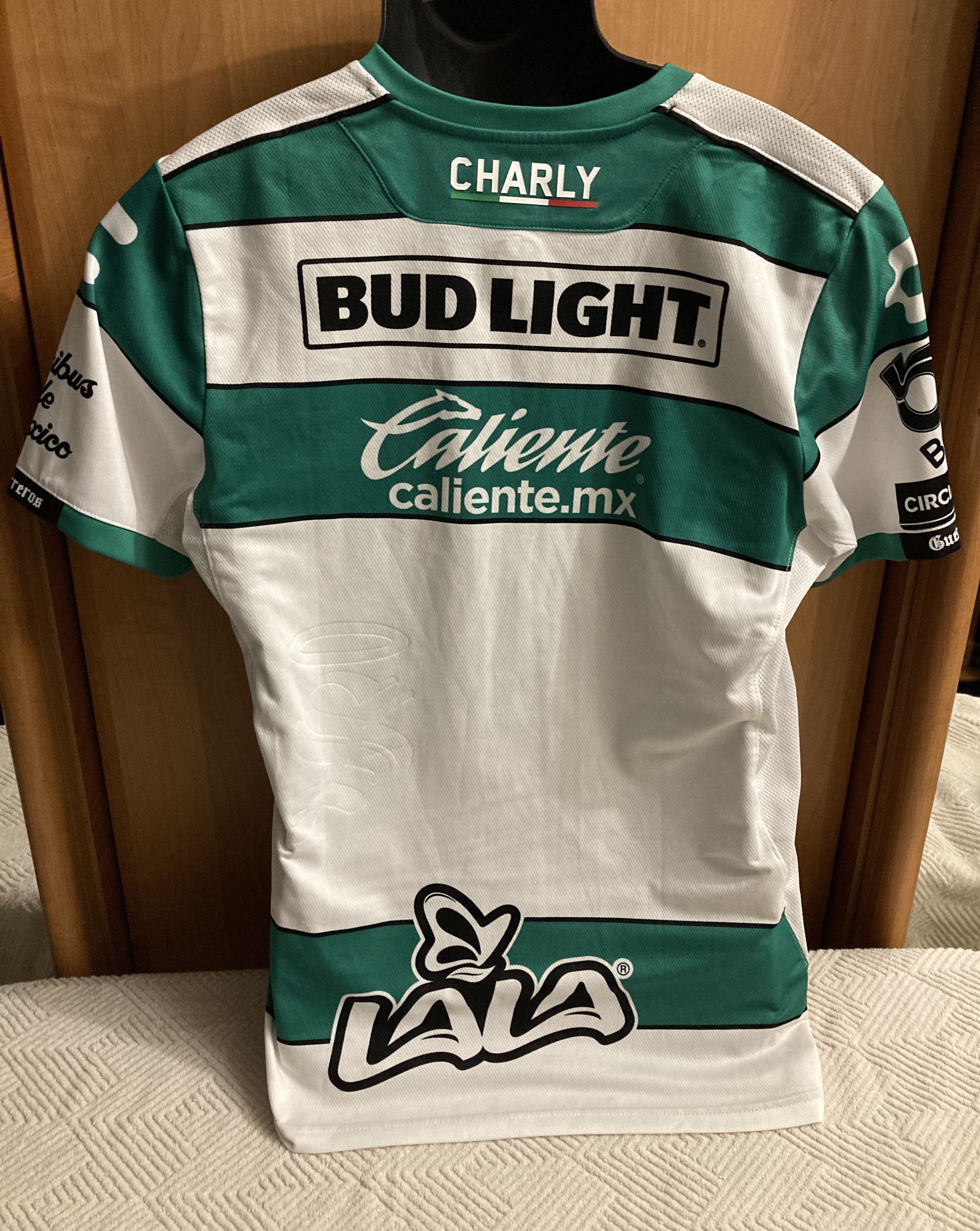 Other Santos Laguna 2019-20 Home Jersey Shirt Size US M / EU 48-50 / 2 - 2 Thumbnail