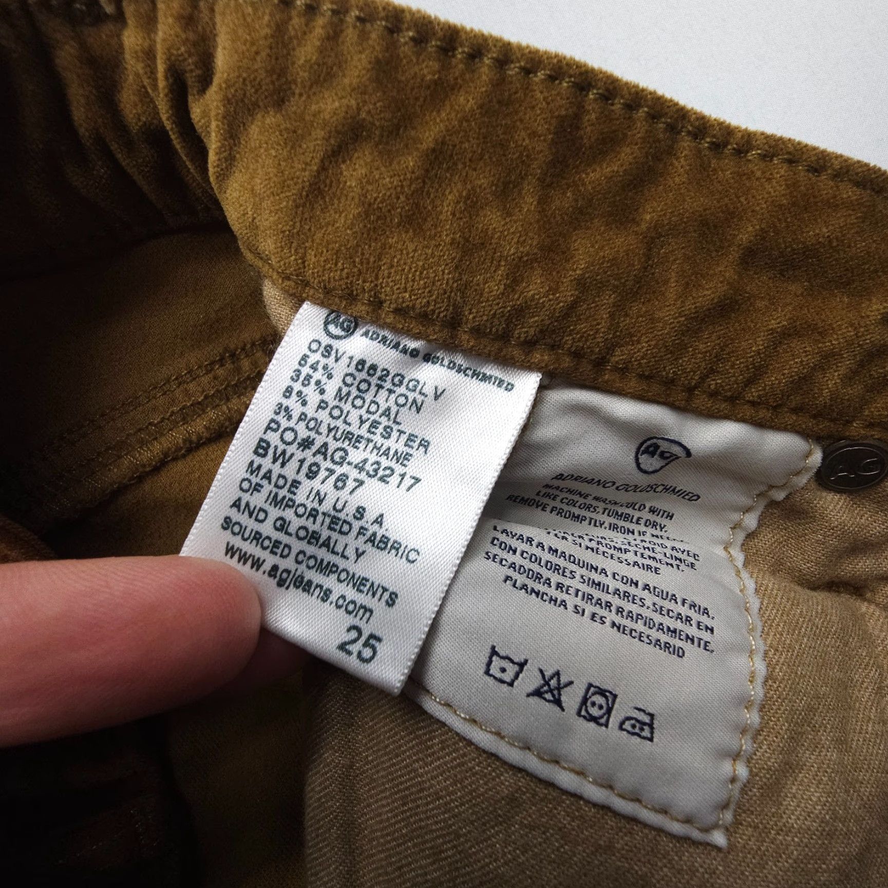 Vintage AG Adriano Goldschmied The Jodi High Rise Slim Flare Crop Jeans Velvet Size 25 Brown Woman Jeans Crop Flared 5-Pocket Style Mens? Size 42" / US 20 - 4 Thumbnail