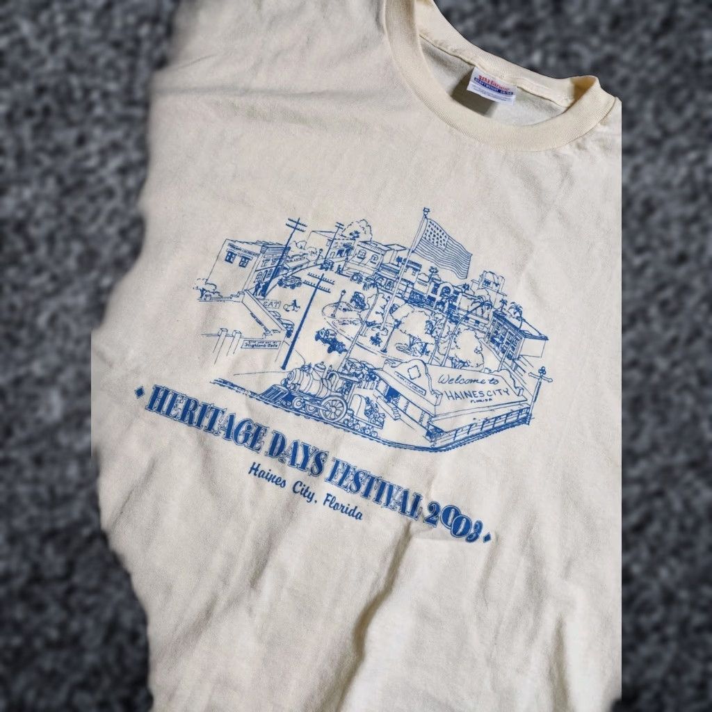 Hanes VINTAGE Hanes T-Shirt Heritage Days 2003 Art Tee 2XL Men Yellow Cotton Blend Short Sleeve Crew Neck Y2K Travel Festival Size US XXL / EU 58 / 5 - 1 Thumbnail