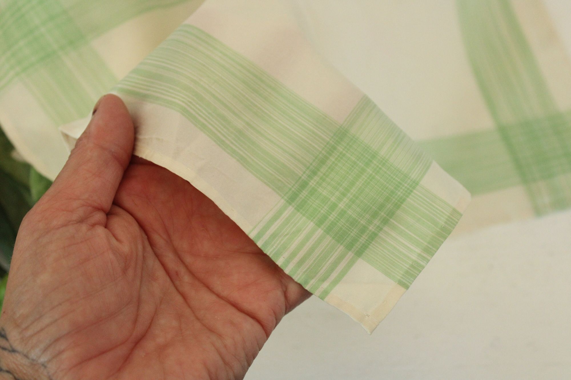 Vintage Vintage 1950s Handkerchief, Cream with Green Striped Border Size ONE SIZE - 6 Thumbnail