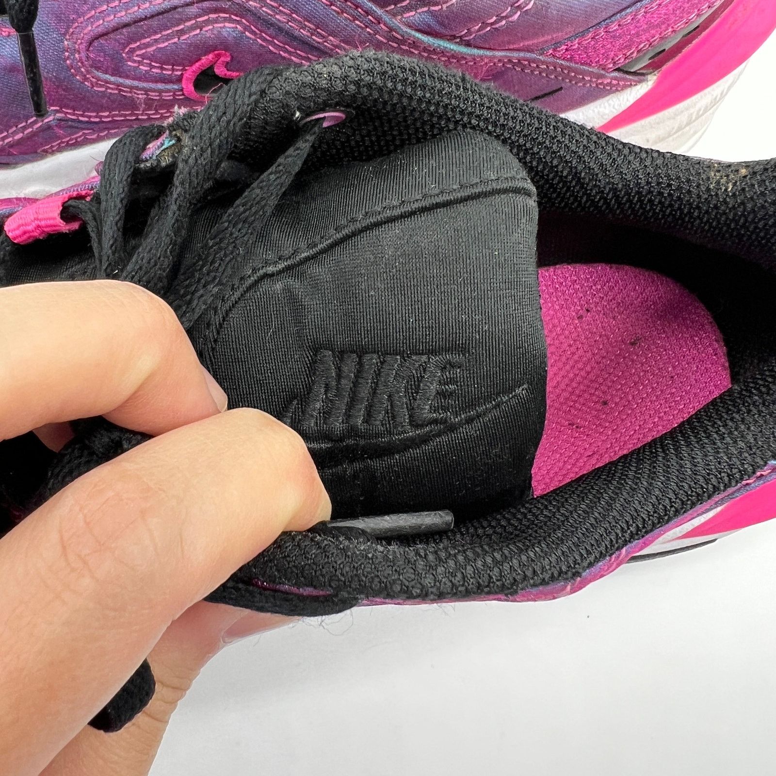Nike Nike Women's Athletic Shoes Size 6US Purple Size US 6 / IT 36 - 12 Thumbnail