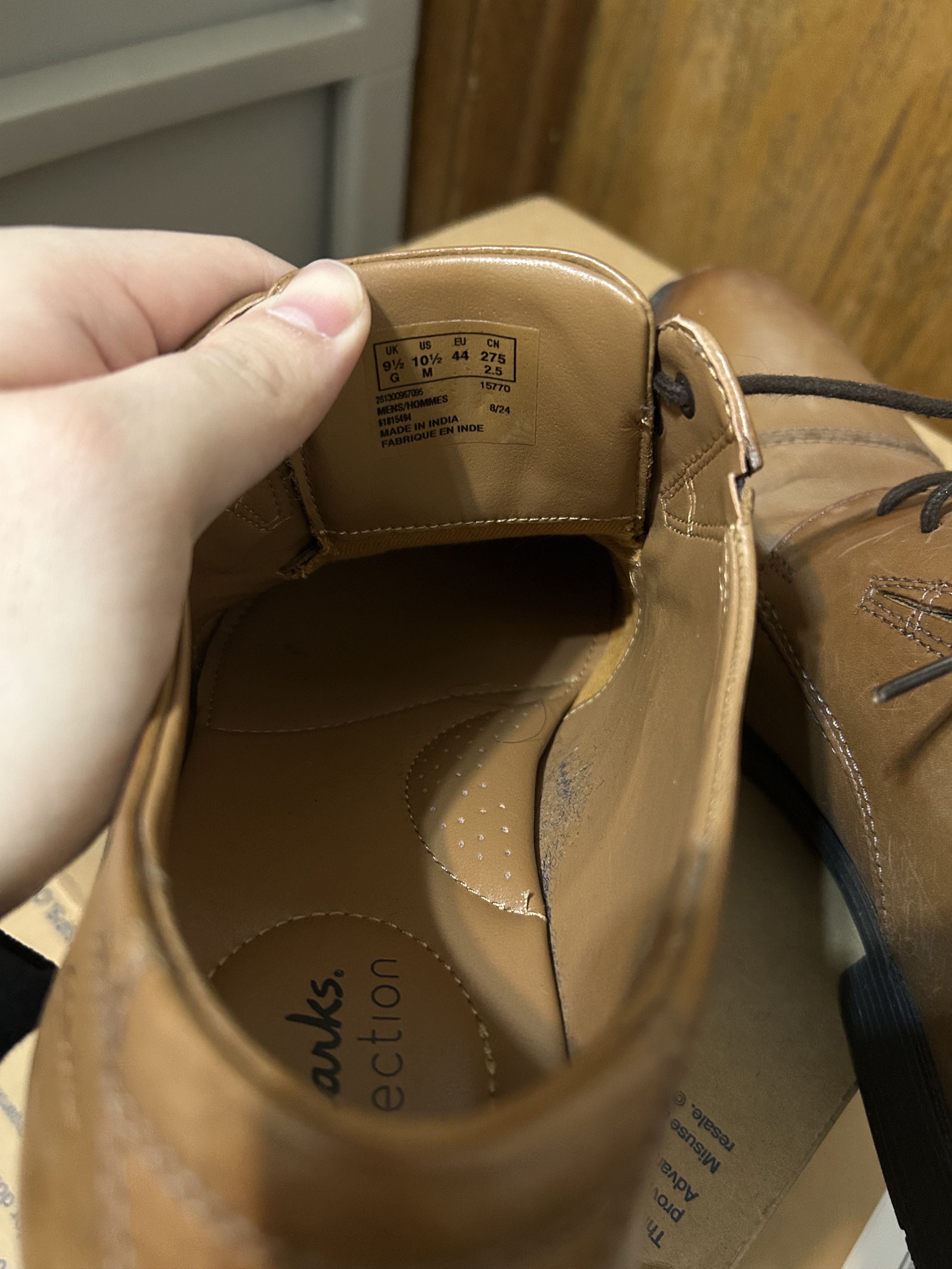 Clarks Clarks Mens Tilden Cap Dark tan leather Size US 10.5 / EU 43-44 - 10 Thumbnail