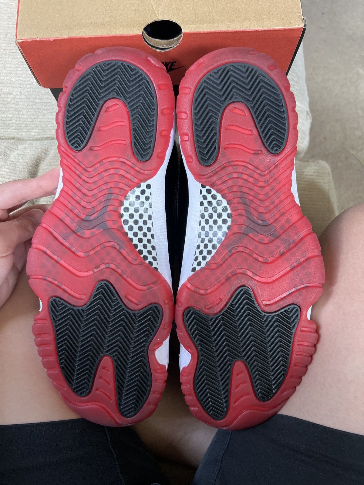 Jordan Brand Air Jordan 11 Bred (2019) Size US 10.5 / EU 43-44 - 4 Thumbnail