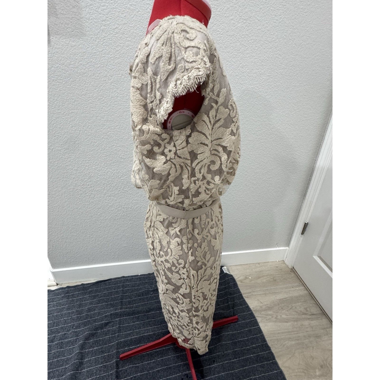 Tadashi Shoji Tadashi Shoji Lace Overlay Ribbon Dress Illusion Blouson Size M / US 6-8 / IT 42-44 - 3 Thumbnail