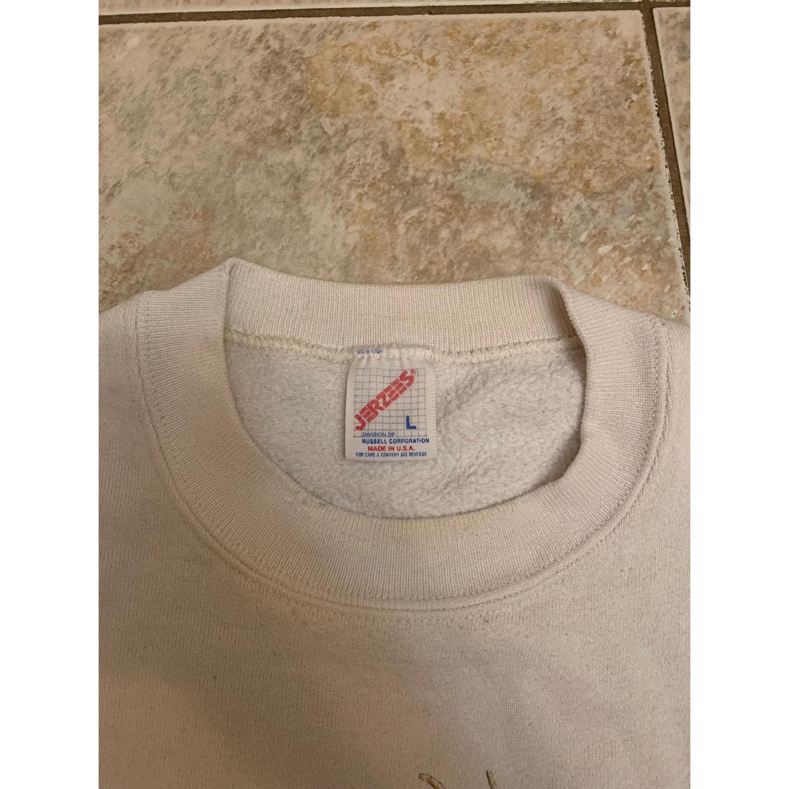 Jerzees Vintage rain deer buck crewneck Sweatshirt size large 1990s Size US L / EU 52-54 / 3 - 3 Thumbnail