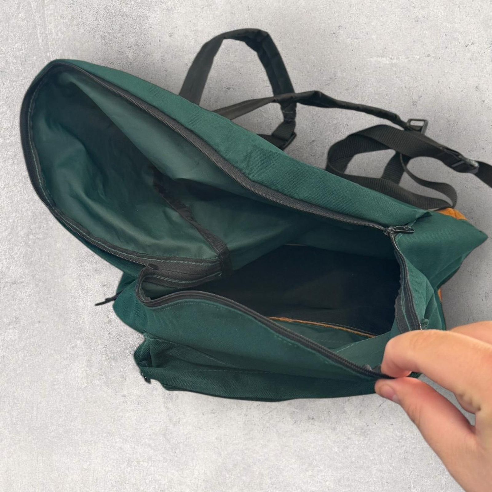 Vintage Vintage Tropicana green canvas & brown suede backpack Size ONE SIZE - 5 Thumbnail