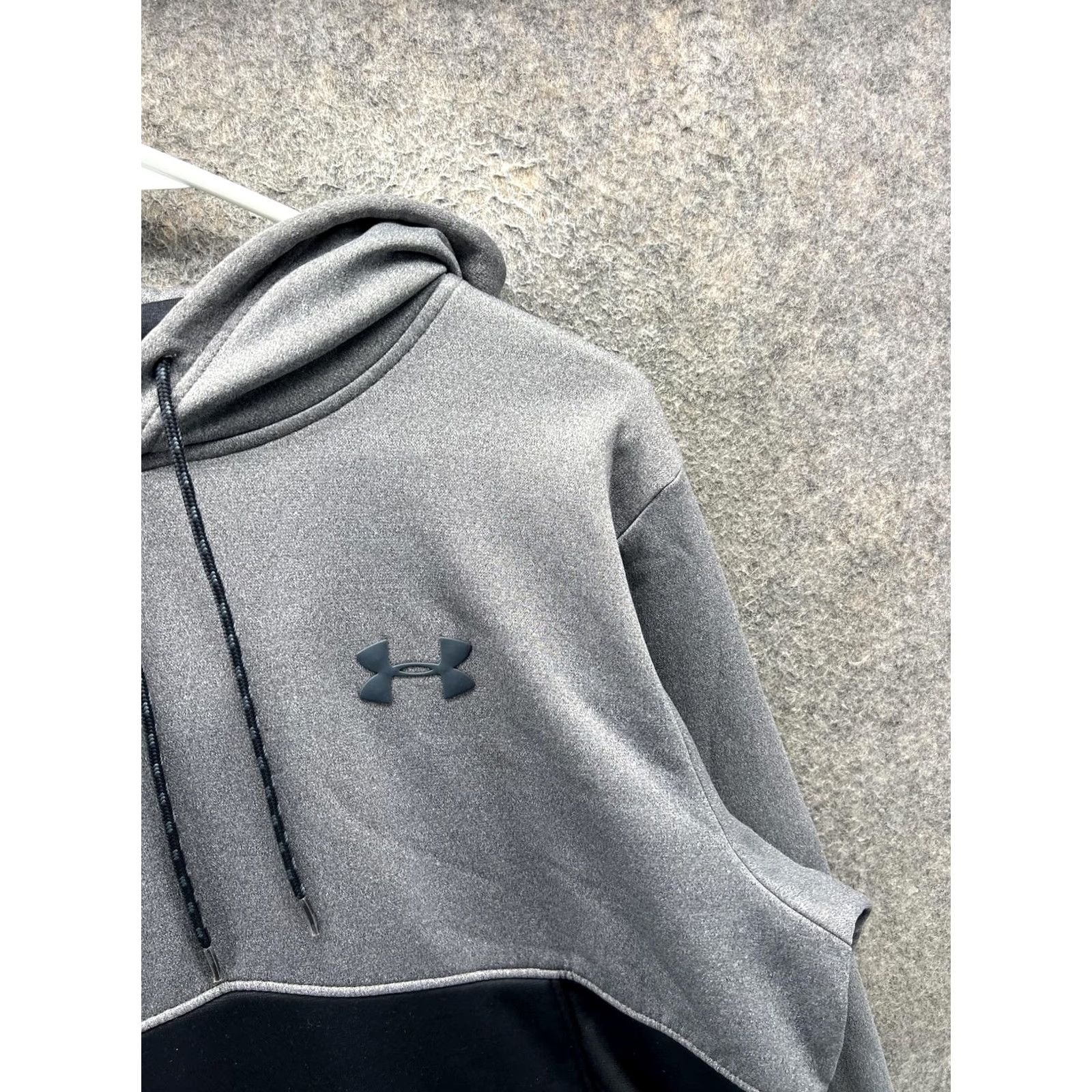 Under Armour Under Armour Hoodie Mens Large Gray Black ColdGear Pullover Fleece Sweatshirt Size US L / EU 52-54 / 3 - 7 Thumbnail