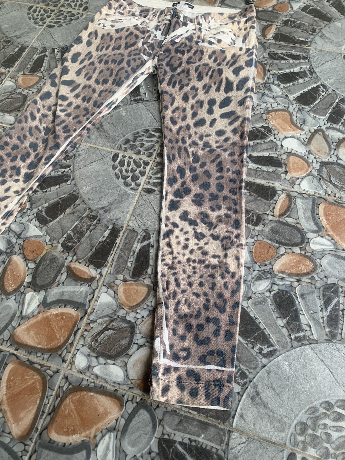 Dolce & Gabbana Dolce & Gabbana Leopard Printed Jeans Size 26" / US 2 / IT 38 - 3 Thumbnail