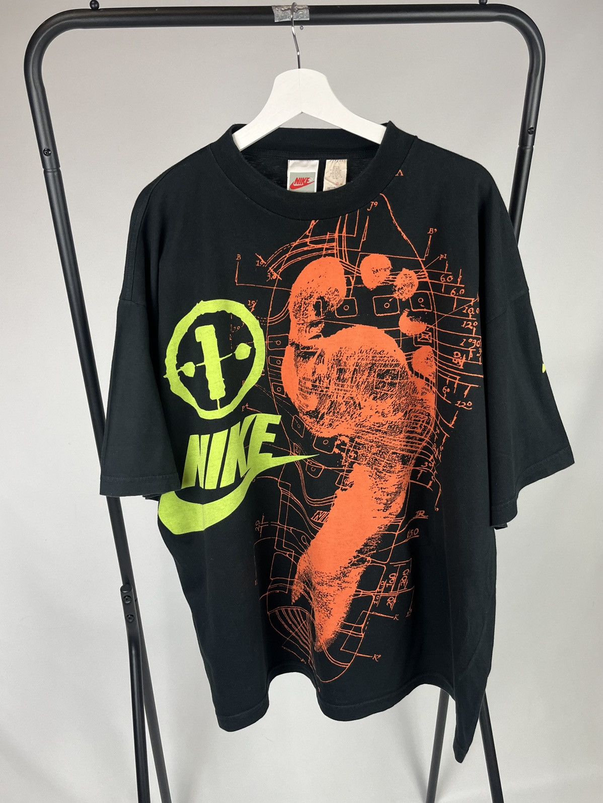 Nike Vintage Nike Tee 90s footprint Rare Size US XXL / EU 58 / 5 - 1 Thumbnail