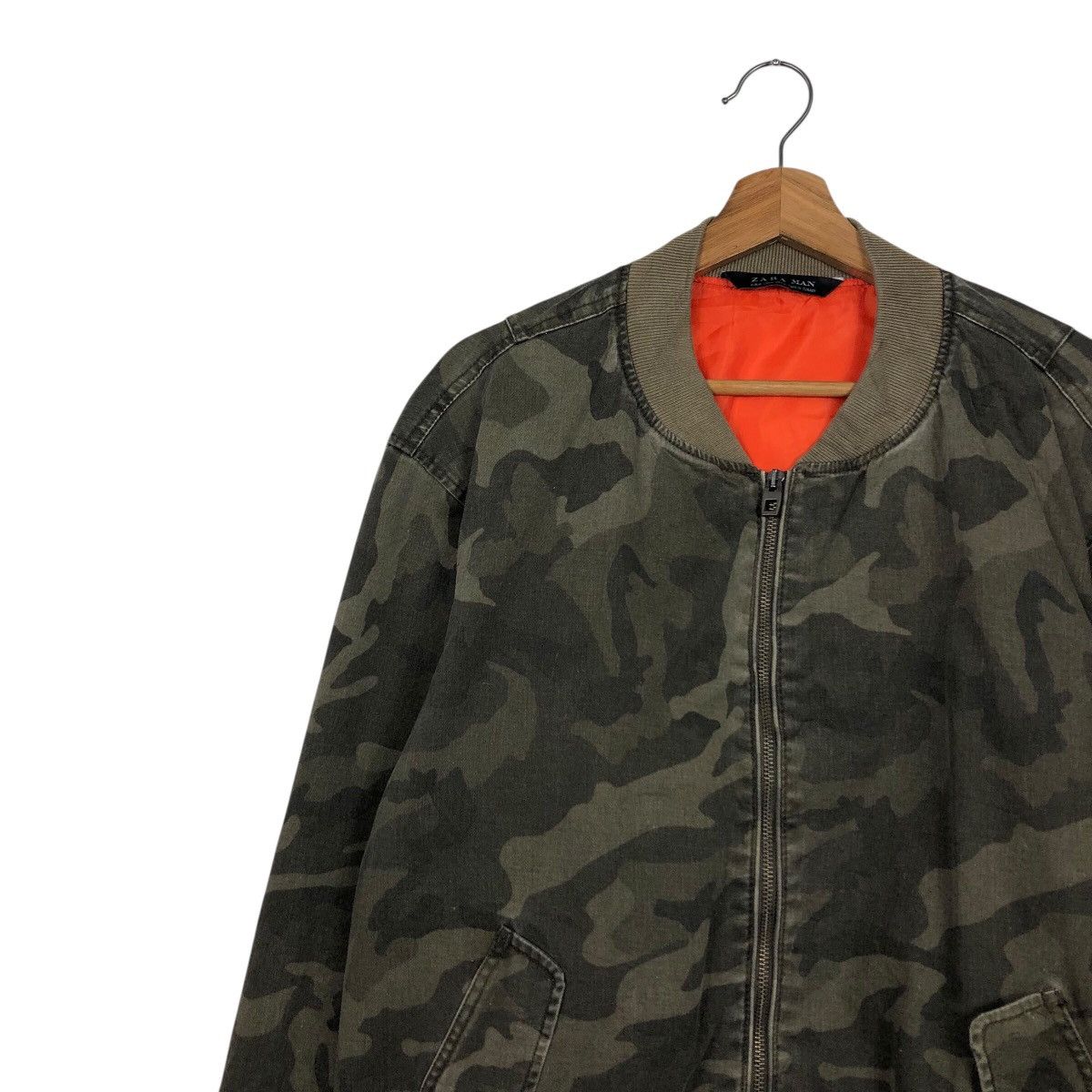 Japanese Brand 📌Vintage Bomber Jacket Camouflage Design Zara Man Size US M / EU 48-50 / 2 - 8 Thumbnail