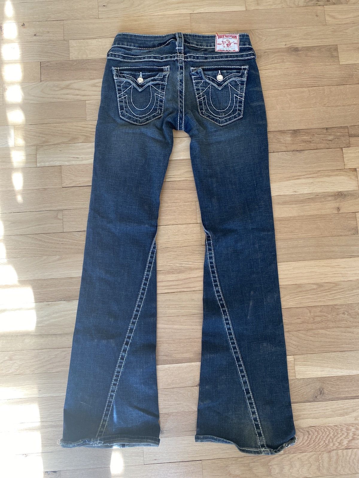 True Religion True Religion Flared Jeans Size 28" / US 6 / IT 42 - 3 Thumbnail