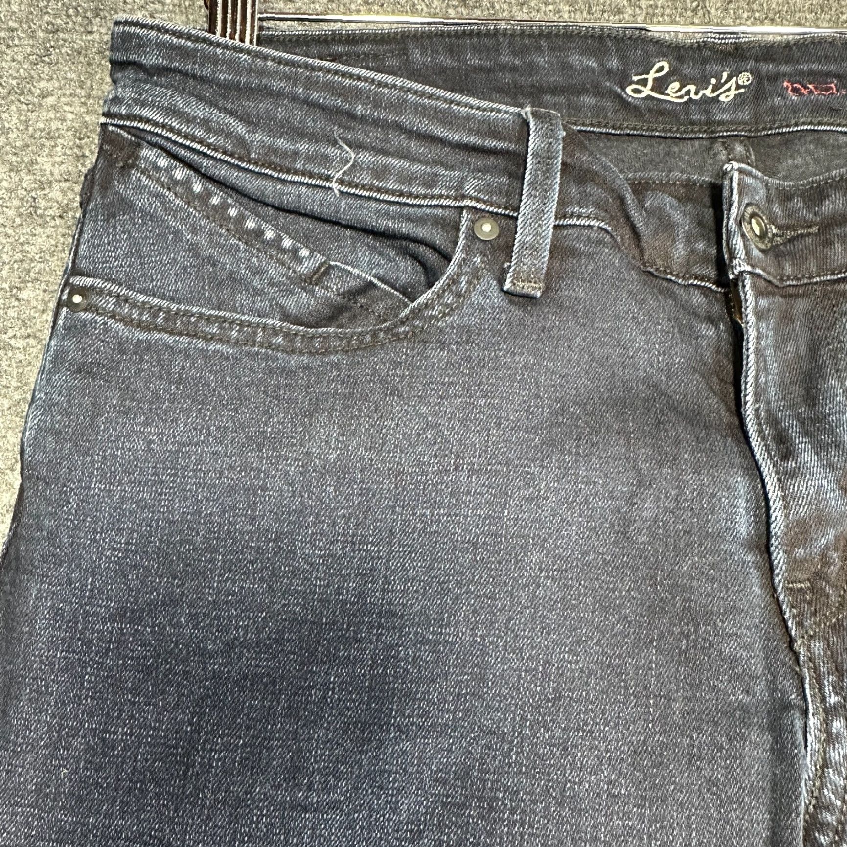 Levi's Levi's Jeans Womens 30 Dark Wash Tapered Leg 5-Pocket Denim Cotton Blend Stretch Blue Classic Modern Size 30 Size 30" / US 8 / IT 44 - 4 Thumbnail