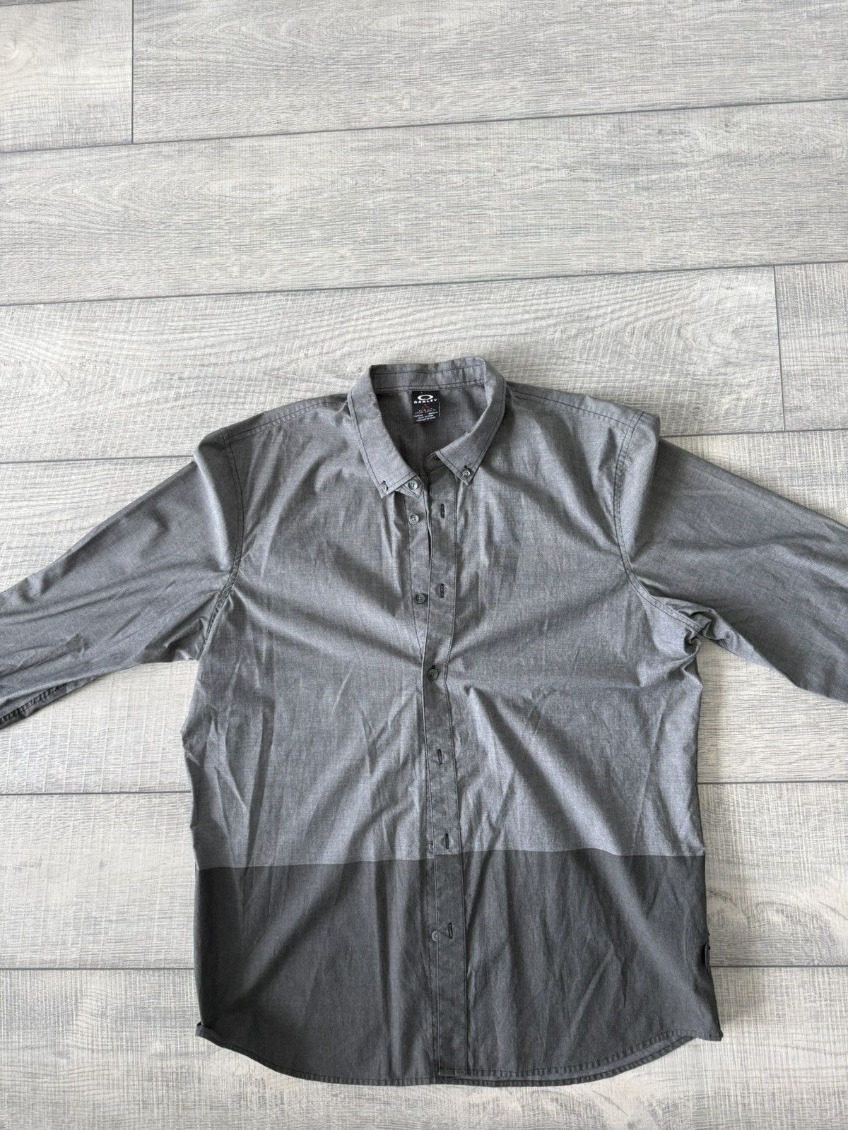 Oakley Oakley Button Up Size US XL / EU 56 / 4 - 2 Thumbnail