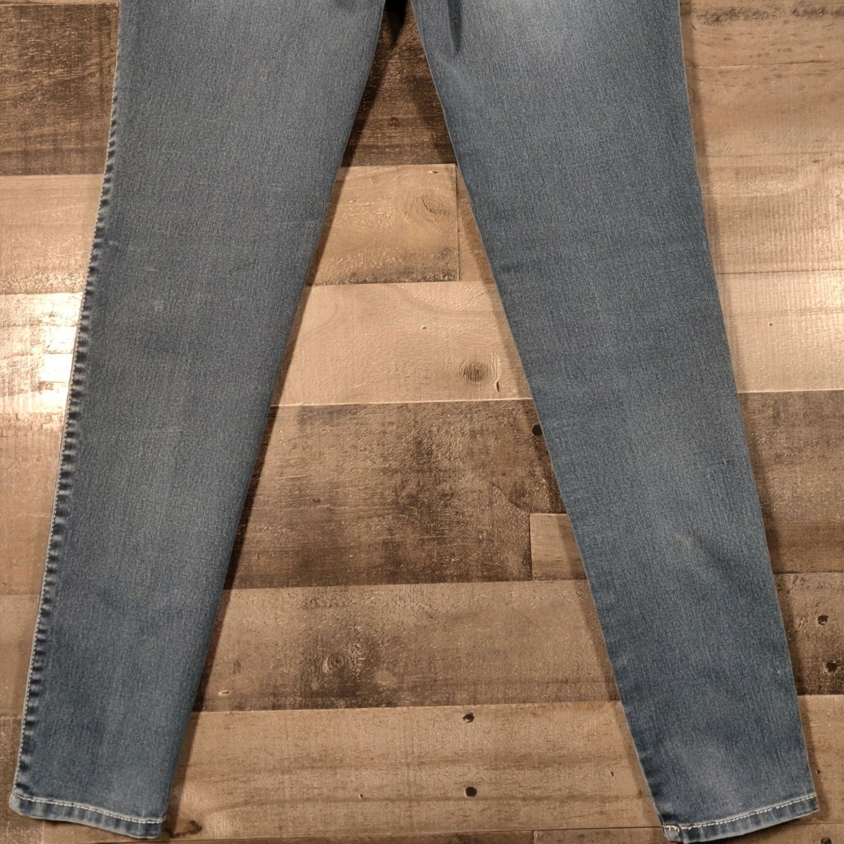 Express Express Jeans Women Mid Rise Skinny Pockets Zip Closure Stone Wash Blue Denim 2 Size 26" / US 2 / IT 38 - 7 Thumbnail
