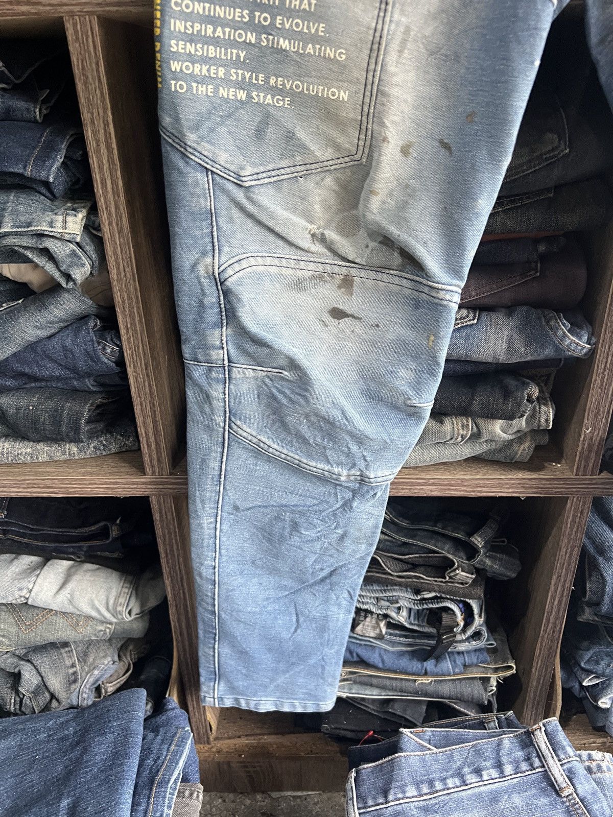 Japanese Brand 🔥Iz Frontier Distressed Denim Size US 34 / EU 50 - 9 Thumbnail