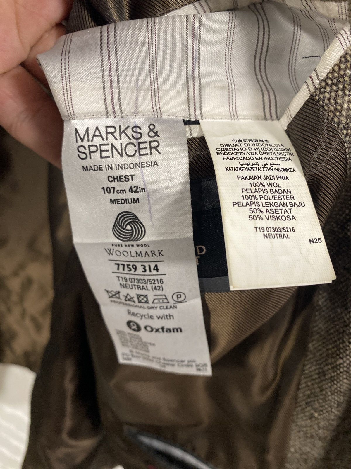 Marks & Spencer Mark & Spencer by Moon England Wool Woven Blazer Size: M Size 42R - 8 Thumbnail